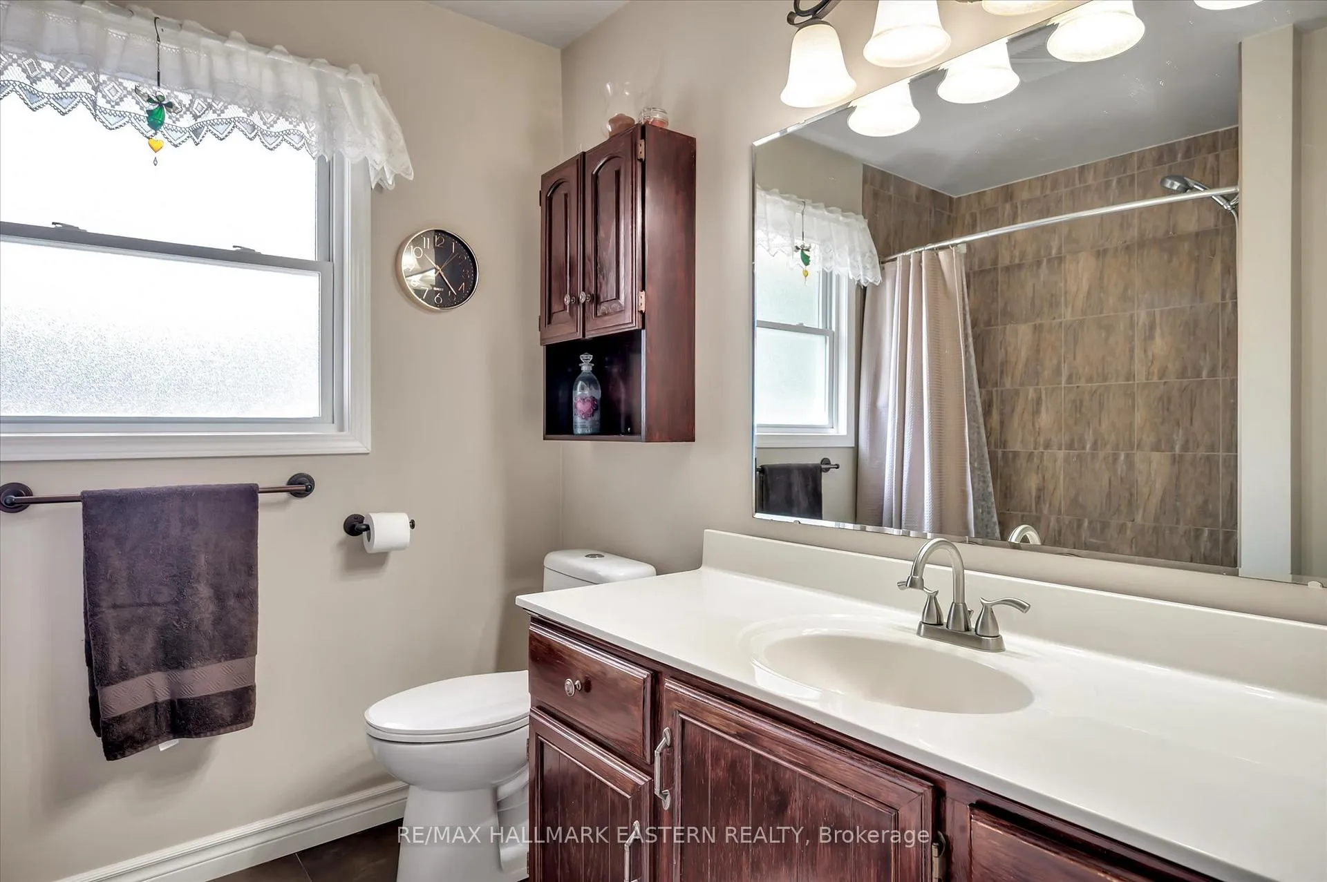 Photo 19 of 2574 Foxmeadow Road, Peterborough, Ashburnham Ward 4 — HOMEH