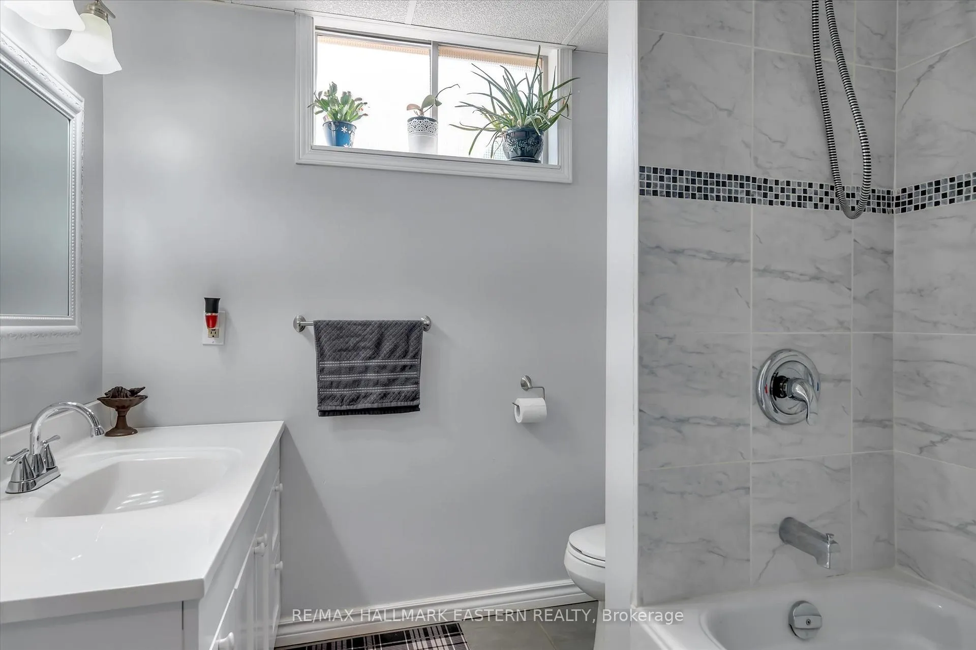 Photo 35 of 2574 Foxmeadow Road, Peterborough, Ashburnham Ward 4 — HOMEH