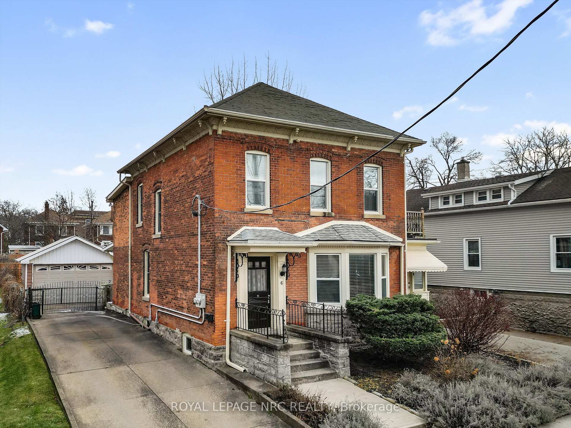 Photo 3 of 6 Ormond Street S, Thorold, Thorold Downtown — HOMEH