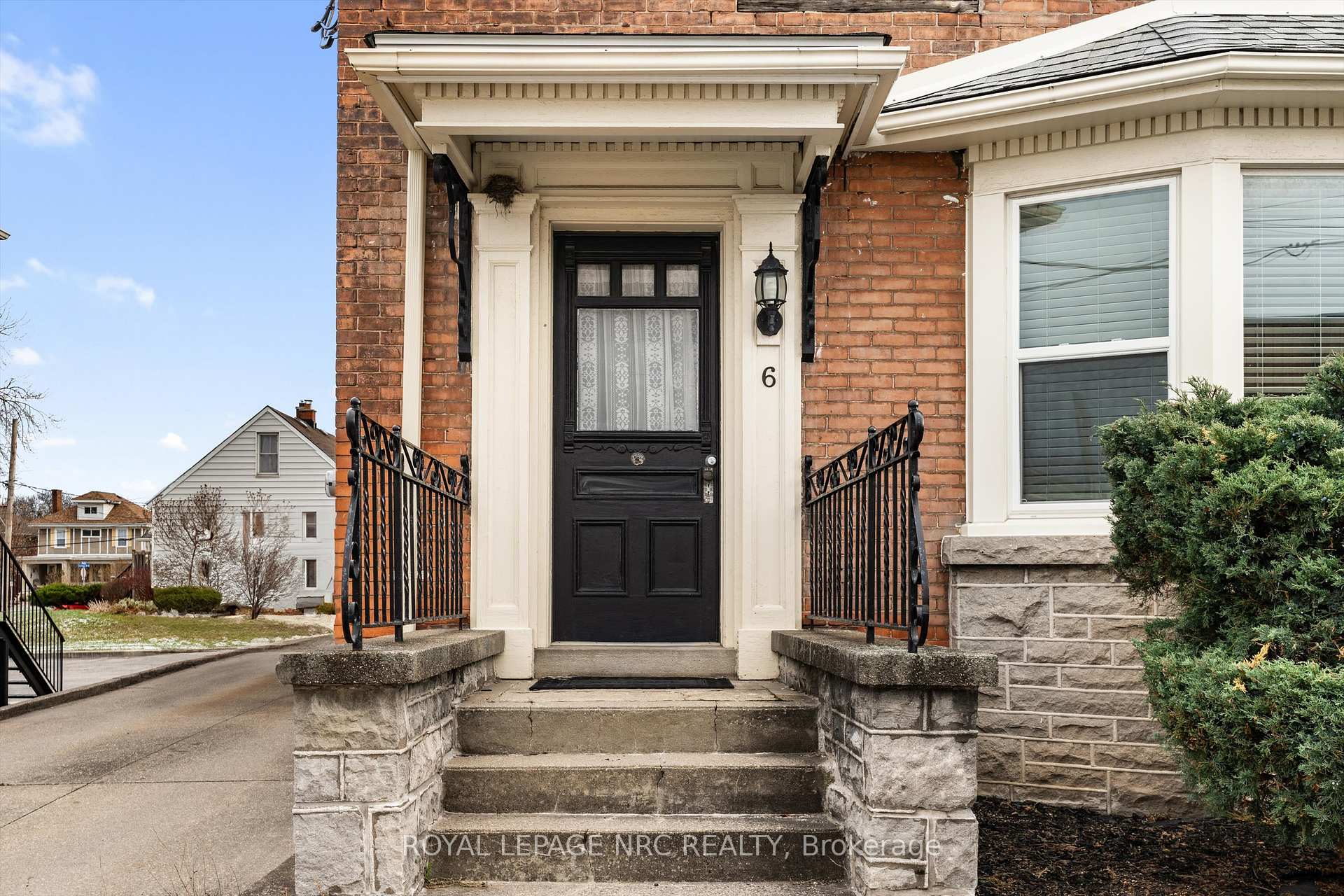 Photo 4 of 6 Ormond Street S, Thorold, Thorold Downtown — HOMEH