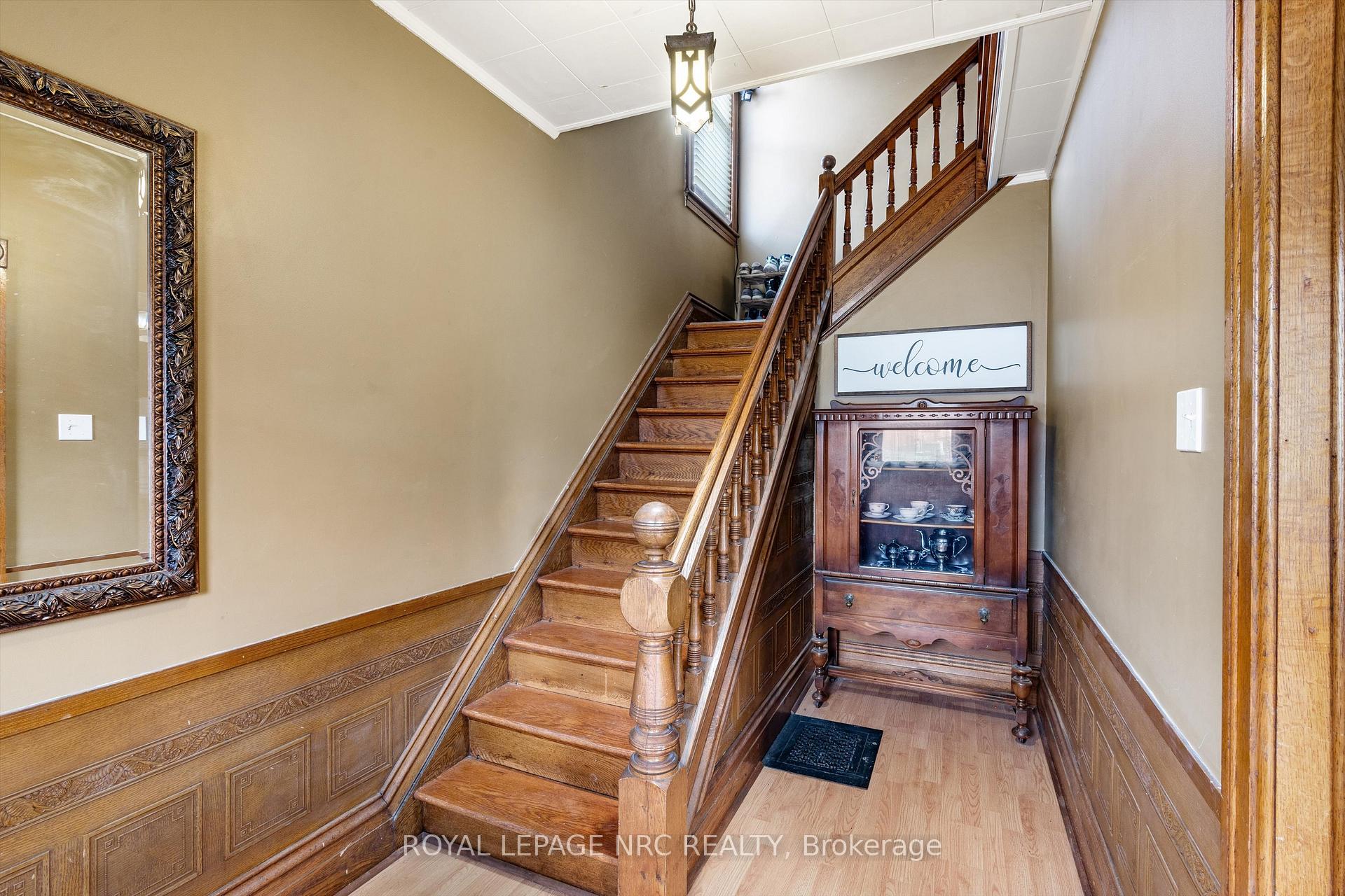 Photo 8 of 6 Ormond Street S, Thorold, Thorold Downtown — HOMEH