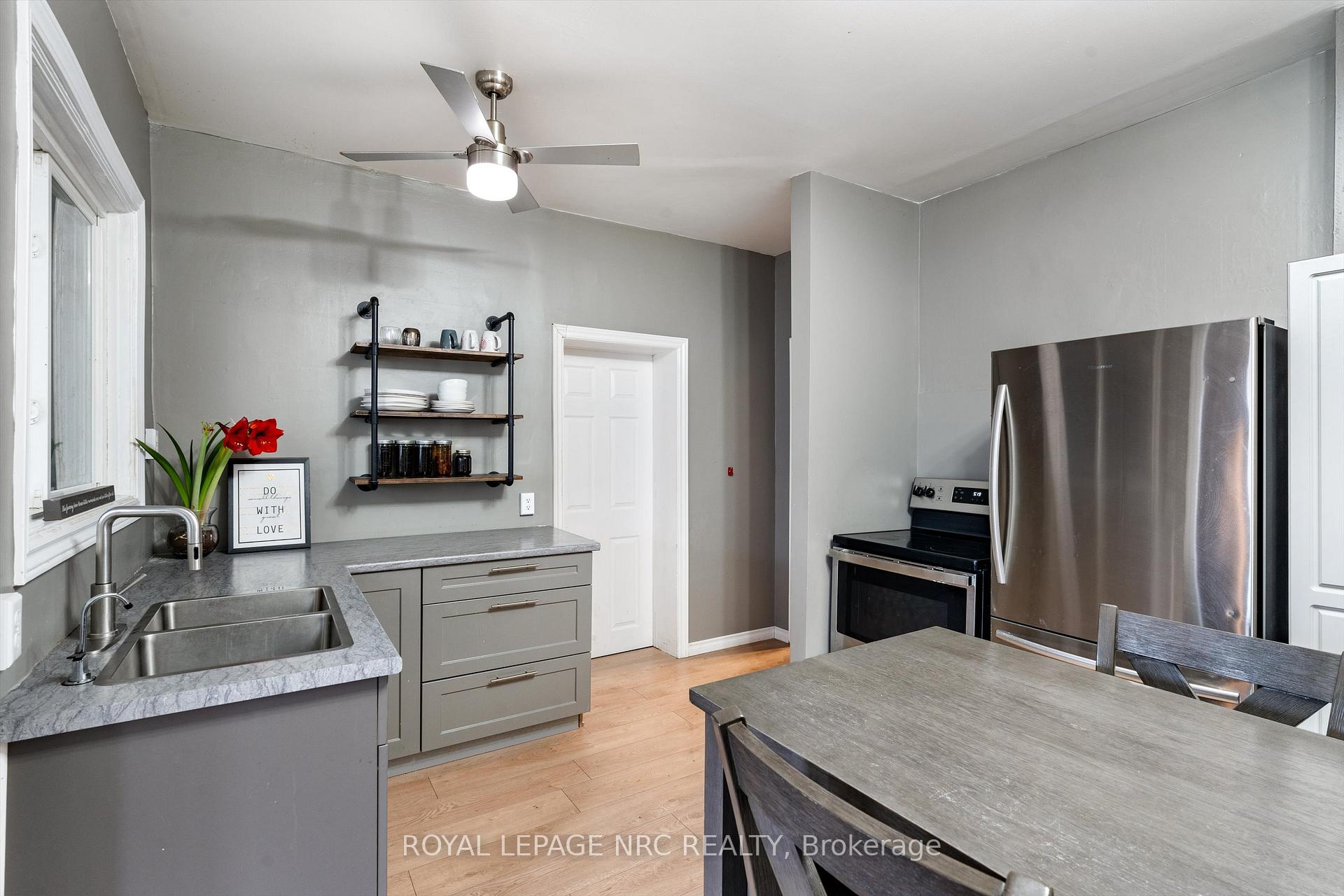 Photo 12 of 6 Ormond Street S, Thorold, Thorold Downtown — HOMEH
