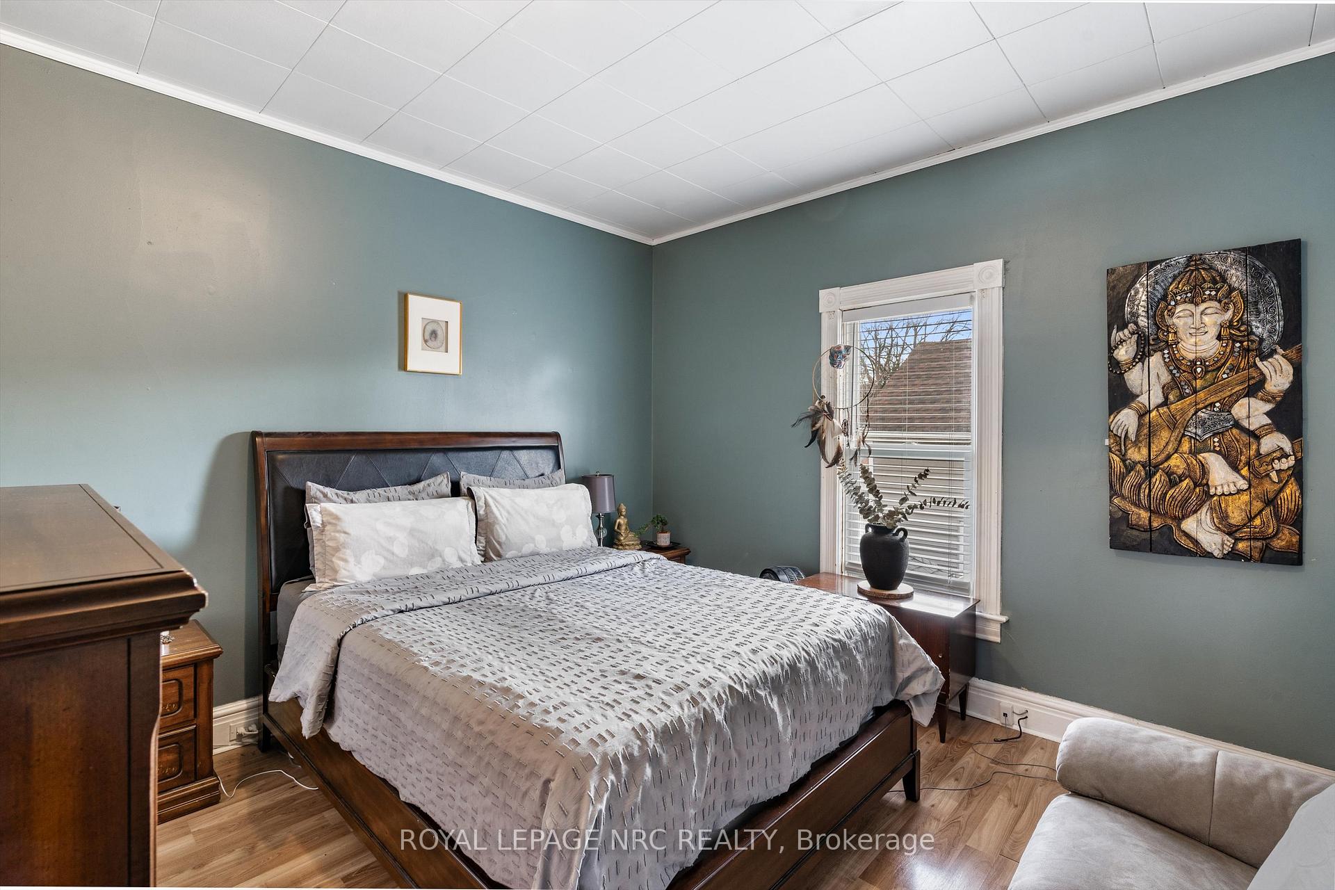 Photo 24 of 6 Ormond Street S, Thorold, Thorold Downtown — HOMEH