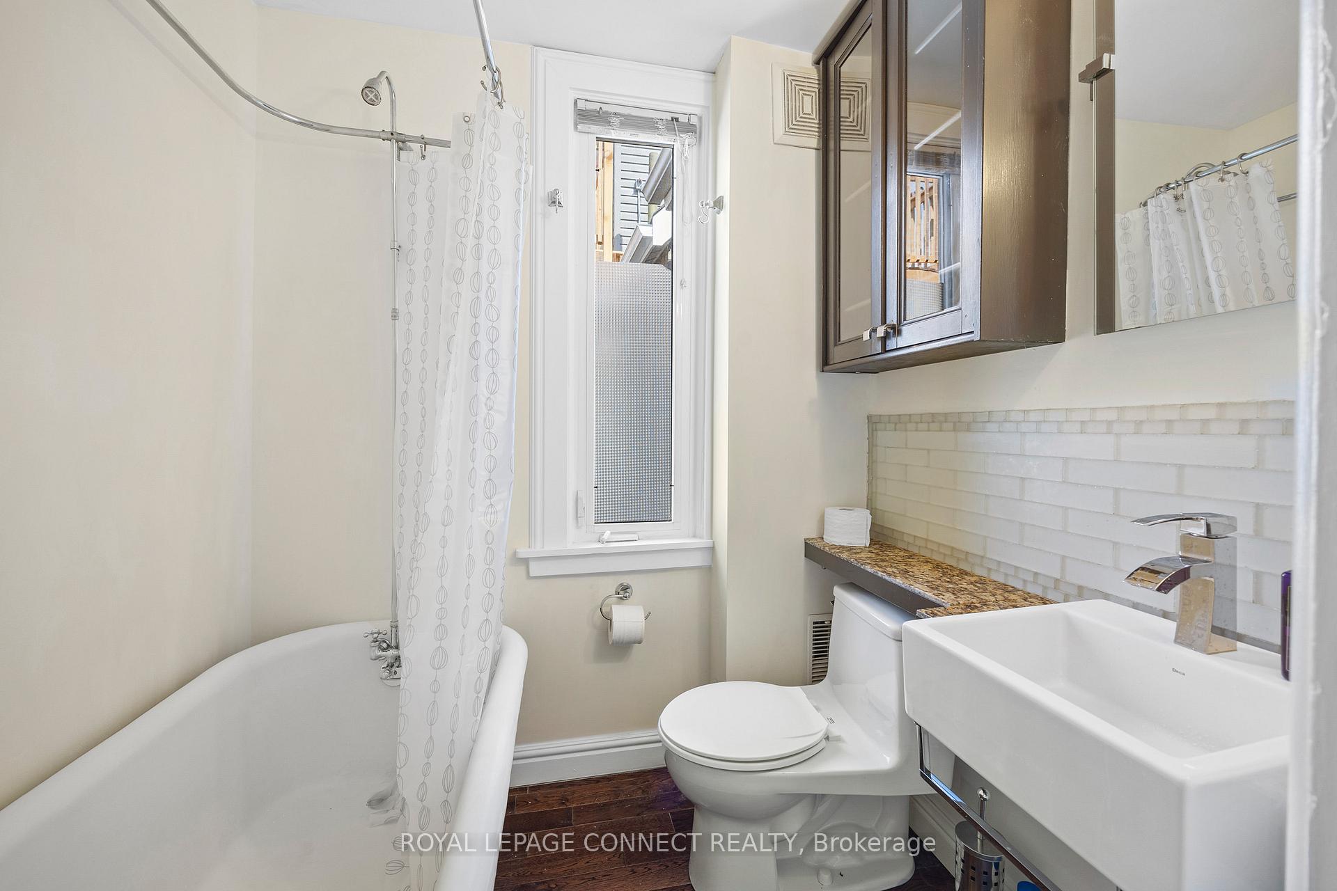 Photo 13 of Unit Upper, 300 Gladstone Avenue, Toronto, Little Portugal — HOMEH