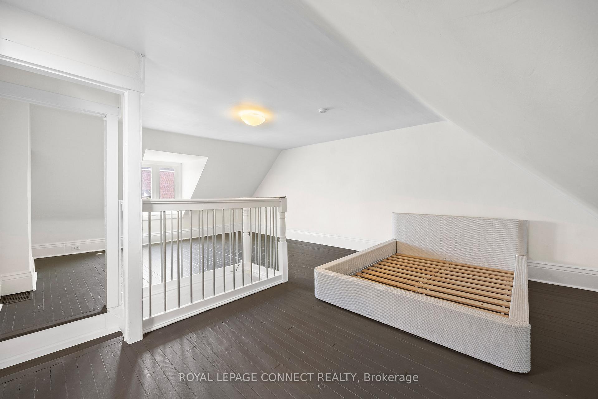 Photo 19 of Unit Upper, 300 Gladstone Avenue, Toronto, Little Portugal — HOMEH