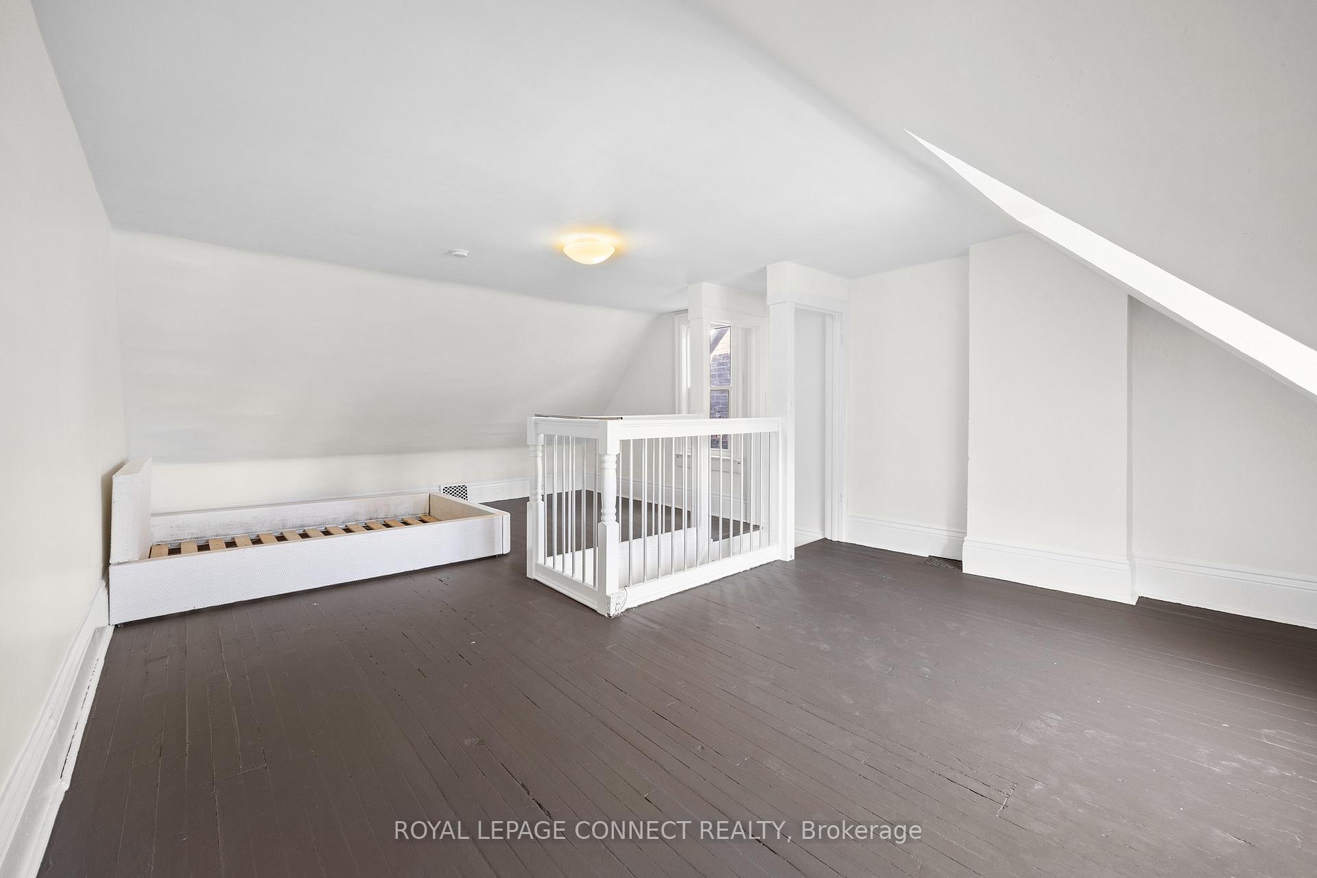 Photo 20 of Unit Upper, 300 Gladstone Avenue, Toronto, Little Portugal — HOMEH