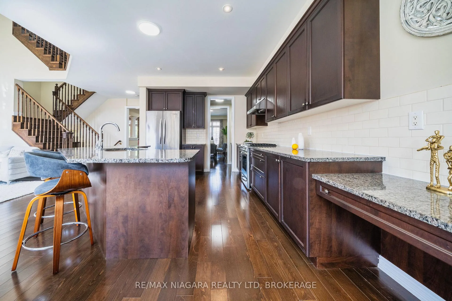 Photo 15 of 40 Dungannon Drive, Markham, Angus Glen — HOMEH