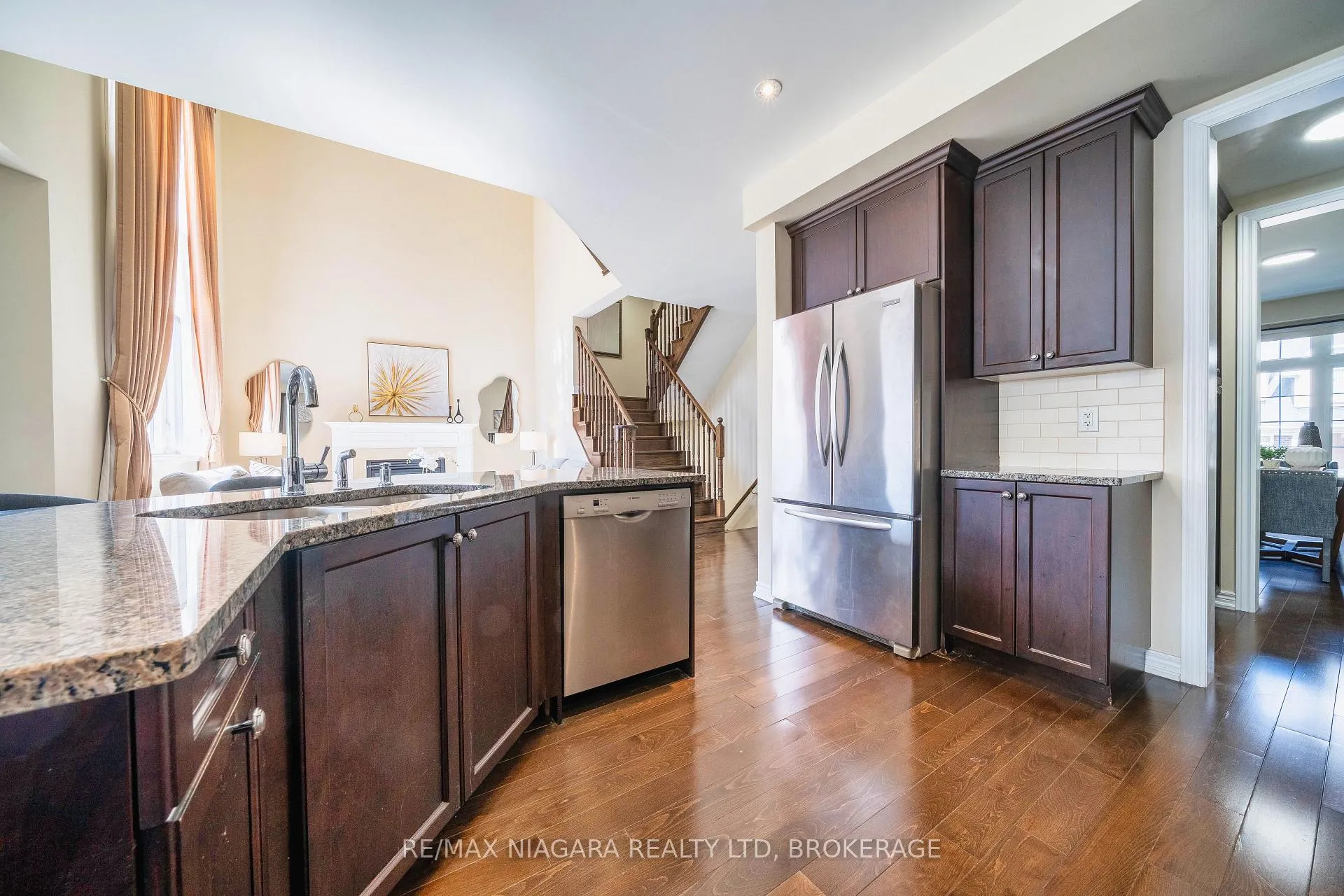Photo 16 of 40 Dungannon Drive, Markham, Angus Glen — HOMEH