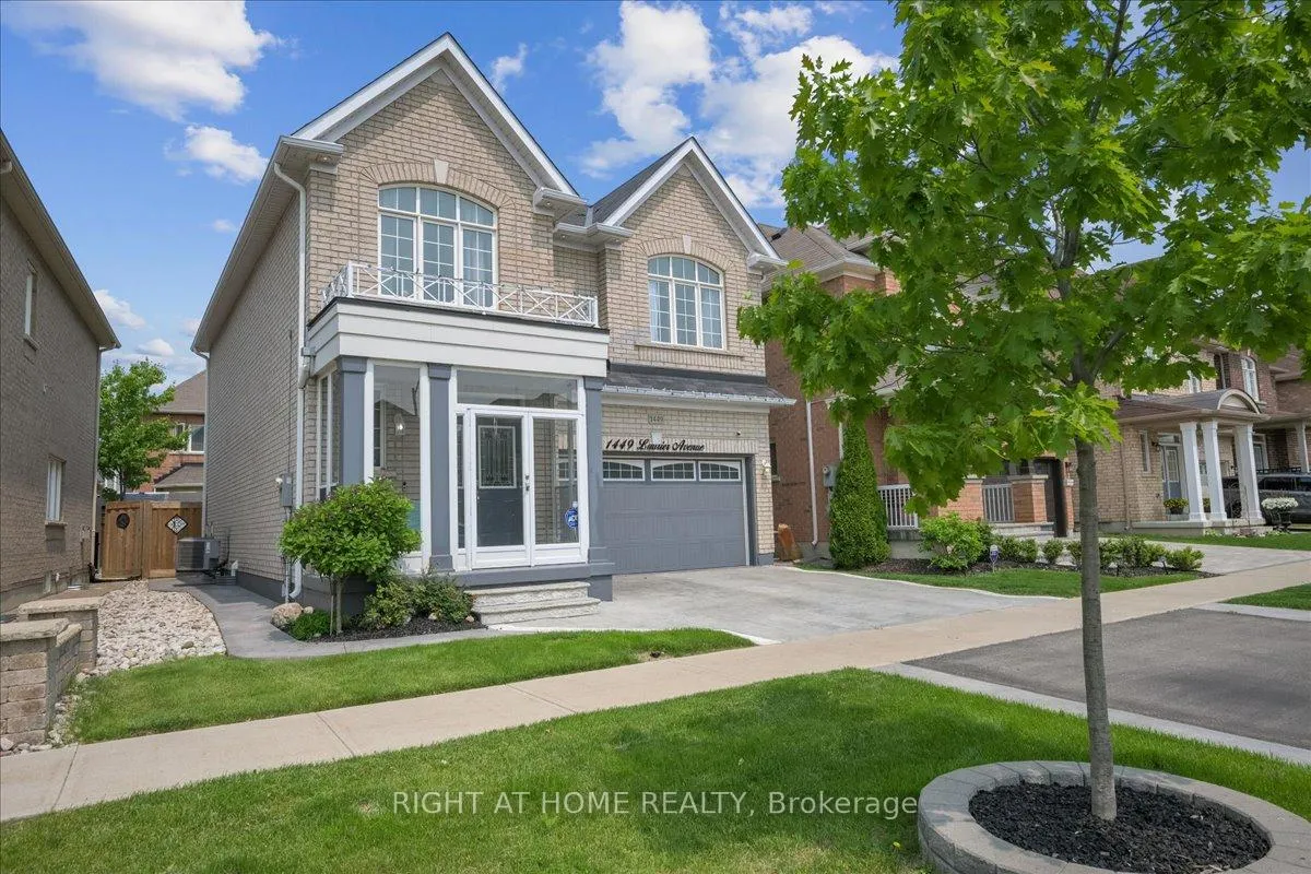 Photo 2 of 1449 Laurier Avenue, Milton, Clarke — HOMEH