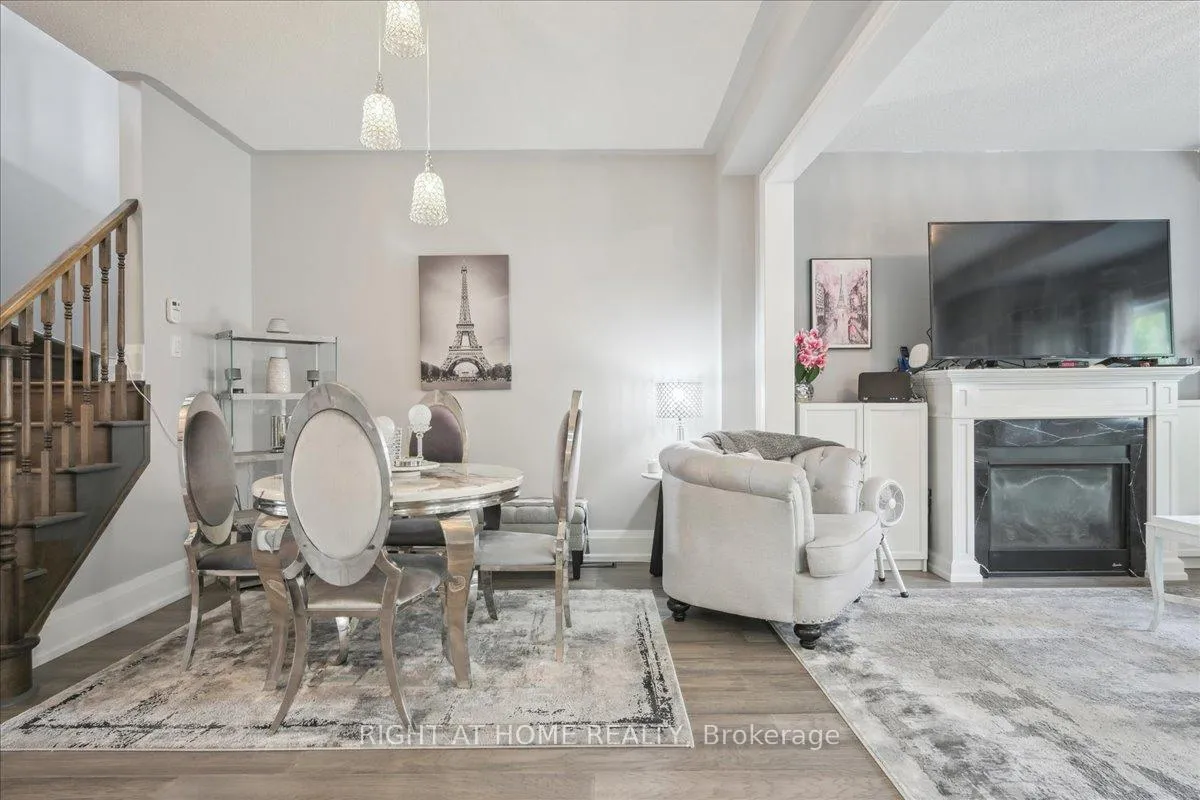 Photo 6 of 1449 Laurier Avenue, Milton, Clarke — HOMEH