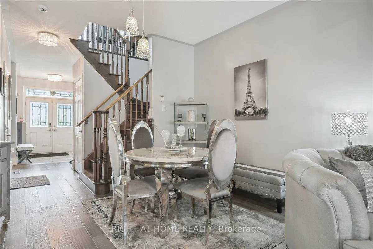 Photo 7 of 1449 Laurier Avenue, Milton, Clarke — HOMEH