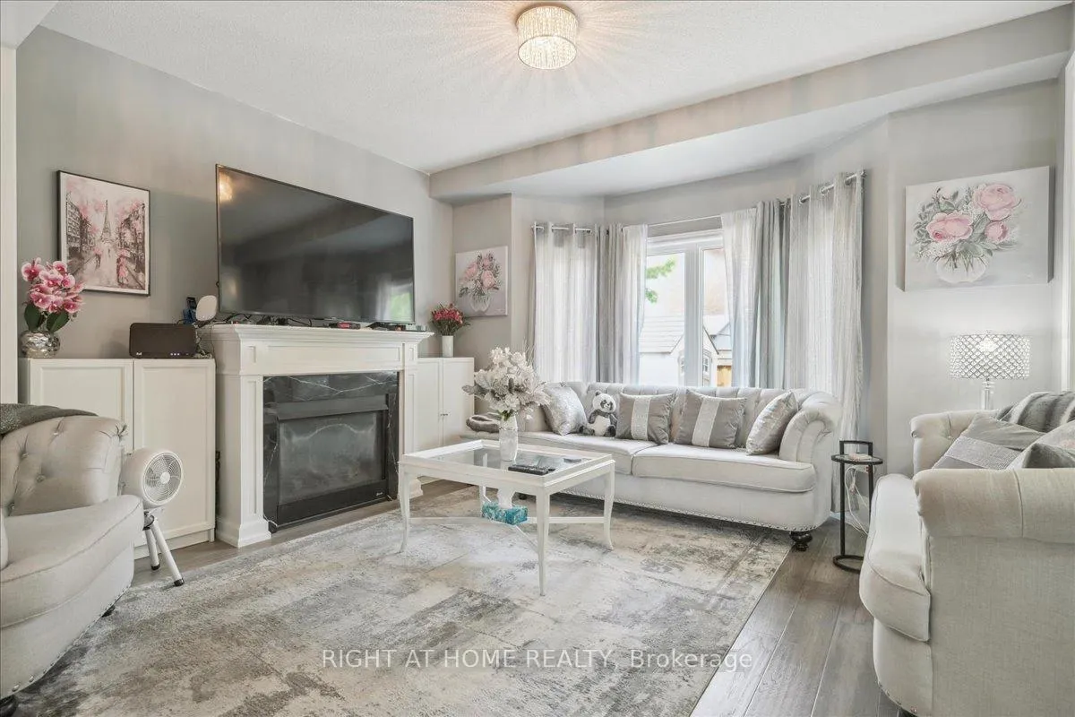 Photo 9 of 1449 Laurier Avenue, Milton, Clarke — HOMEH