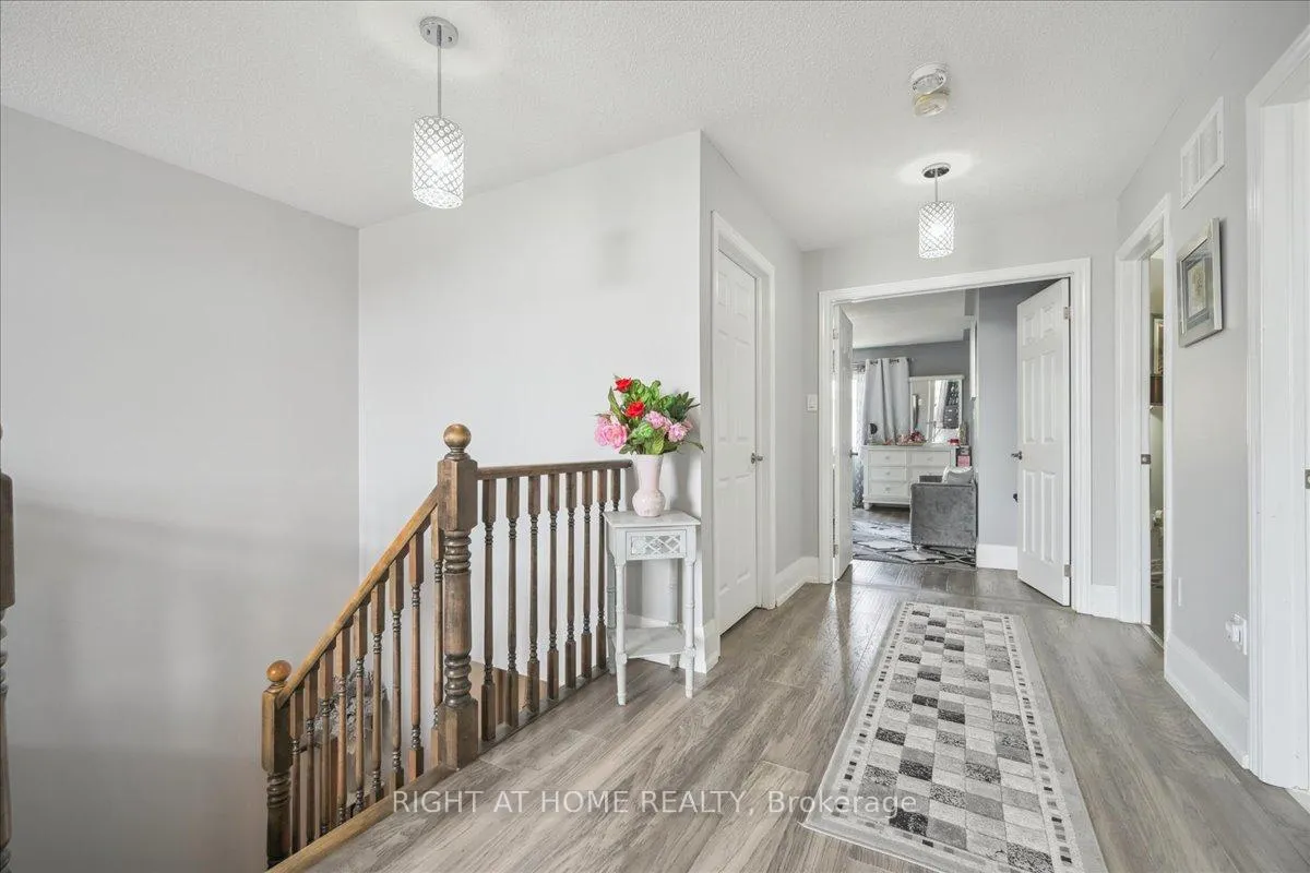 Photo 17 of 1449 Laurier Avenue, Milton, Clarke — HOMEH