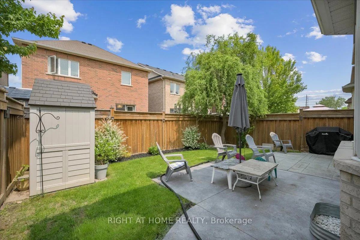 Photo 28 of 1449 Laurier Avenue, Milton, Clarke — HOMEH