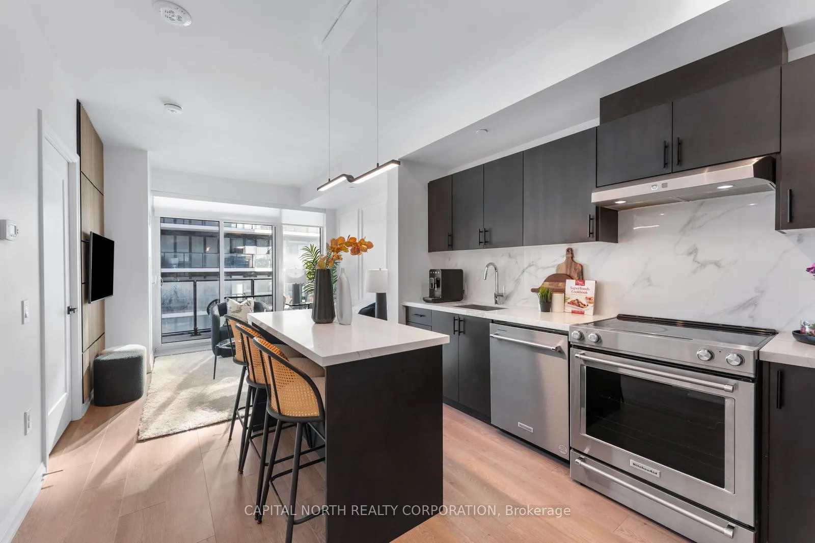 Photo 9 of Unit 2114, 9000 Jane Street, Vaughan, Vellore Village — HOMEH