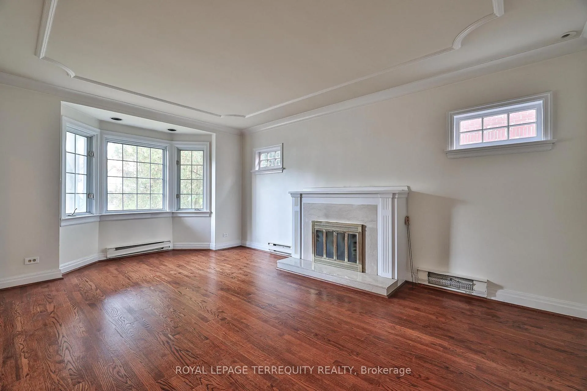 Photo 7 of 5 Apsley Road, Toronto, Bedford Park-Nortown — HOMEH