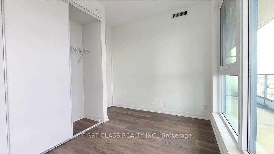 Photo 8 of Unit 4302, 5 Buttermill Avenue, Vaughan, Vaughan Corporate Centre — HOMEH