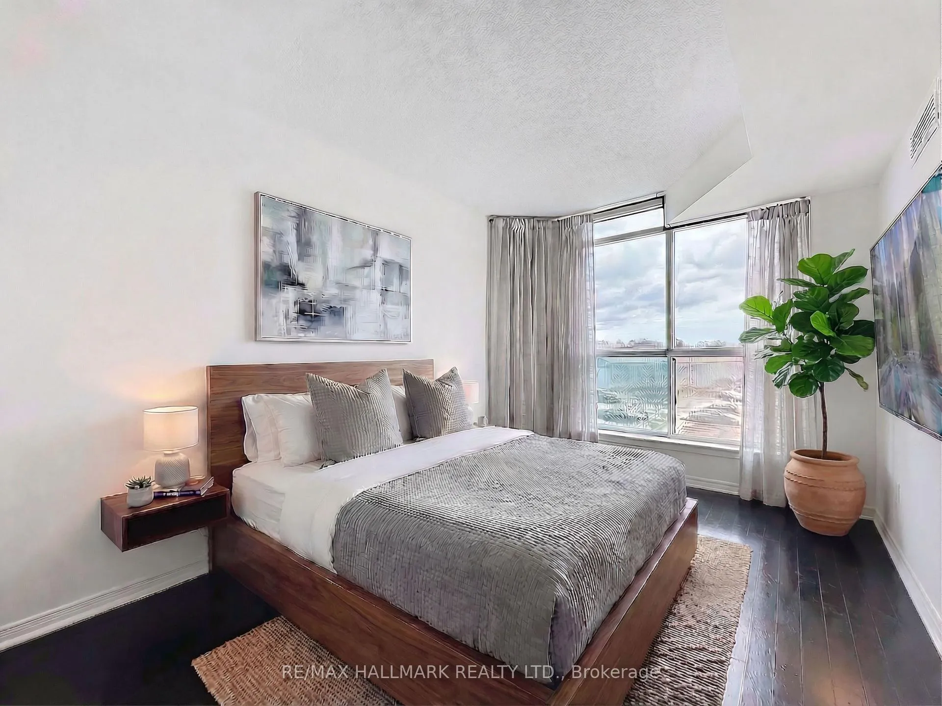 Photo 13 of Unit 208, 340 Watson Street W, Whitby, Port Whitby — HOMEH