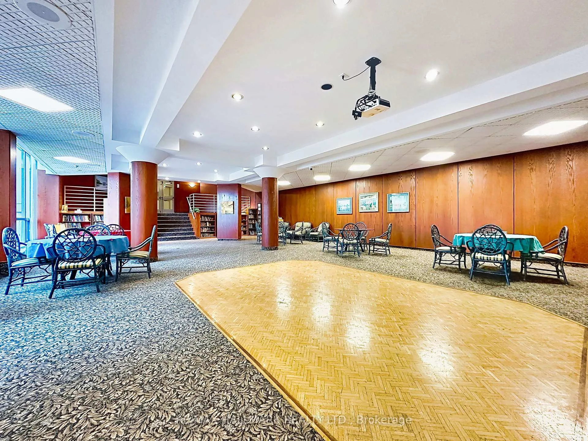 Photo 25 of Unit 208, 340 Watson Street W, Whitby, Port Whitby — HOMEH