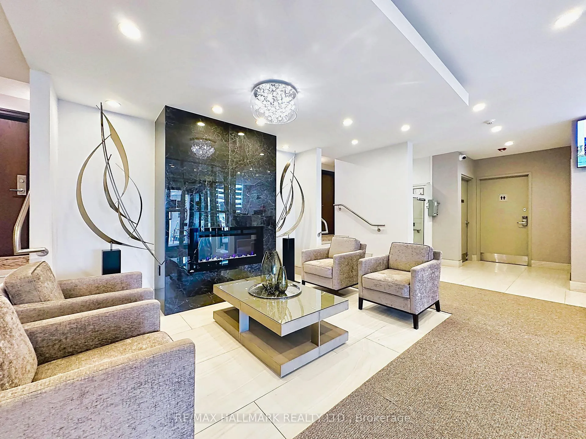 Photo 31 of Unit 208, 340 Watson Street W, Whitby, Port Whitby — HOMEH
