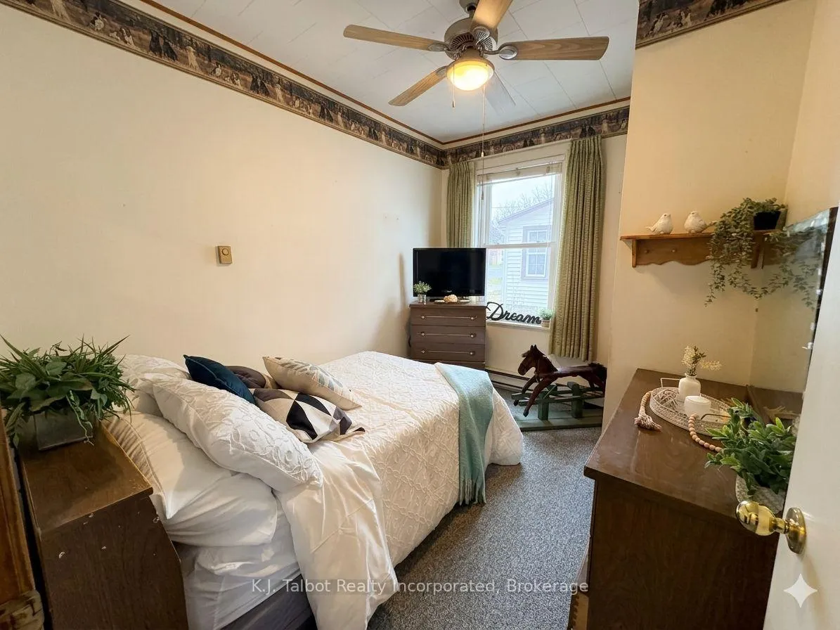 Photo 12 of 138 Britannia Road E, Goderich, Goderich (Town) — HOMEH