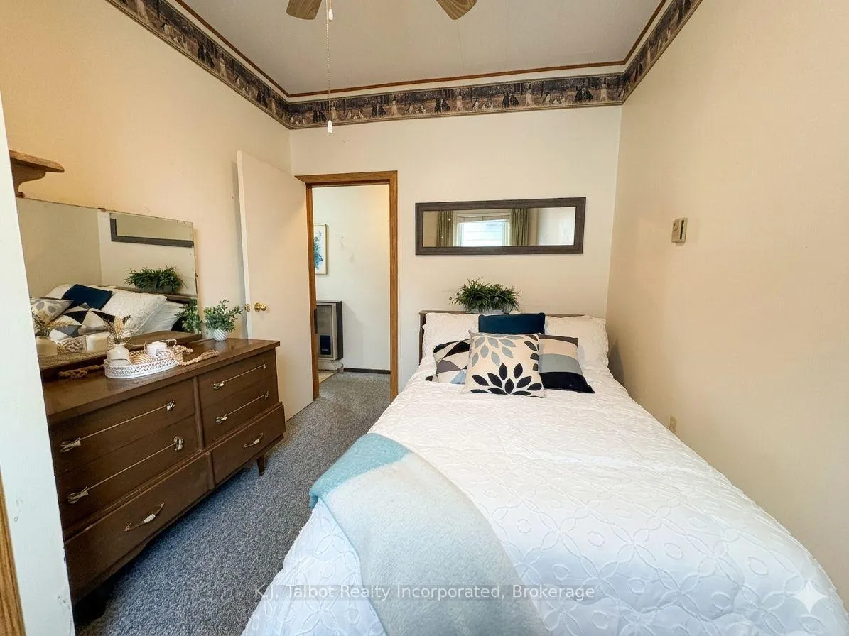 Photo 13 of 138 Britannia Road E, Goderich, Goderich (Town) — HOMEH