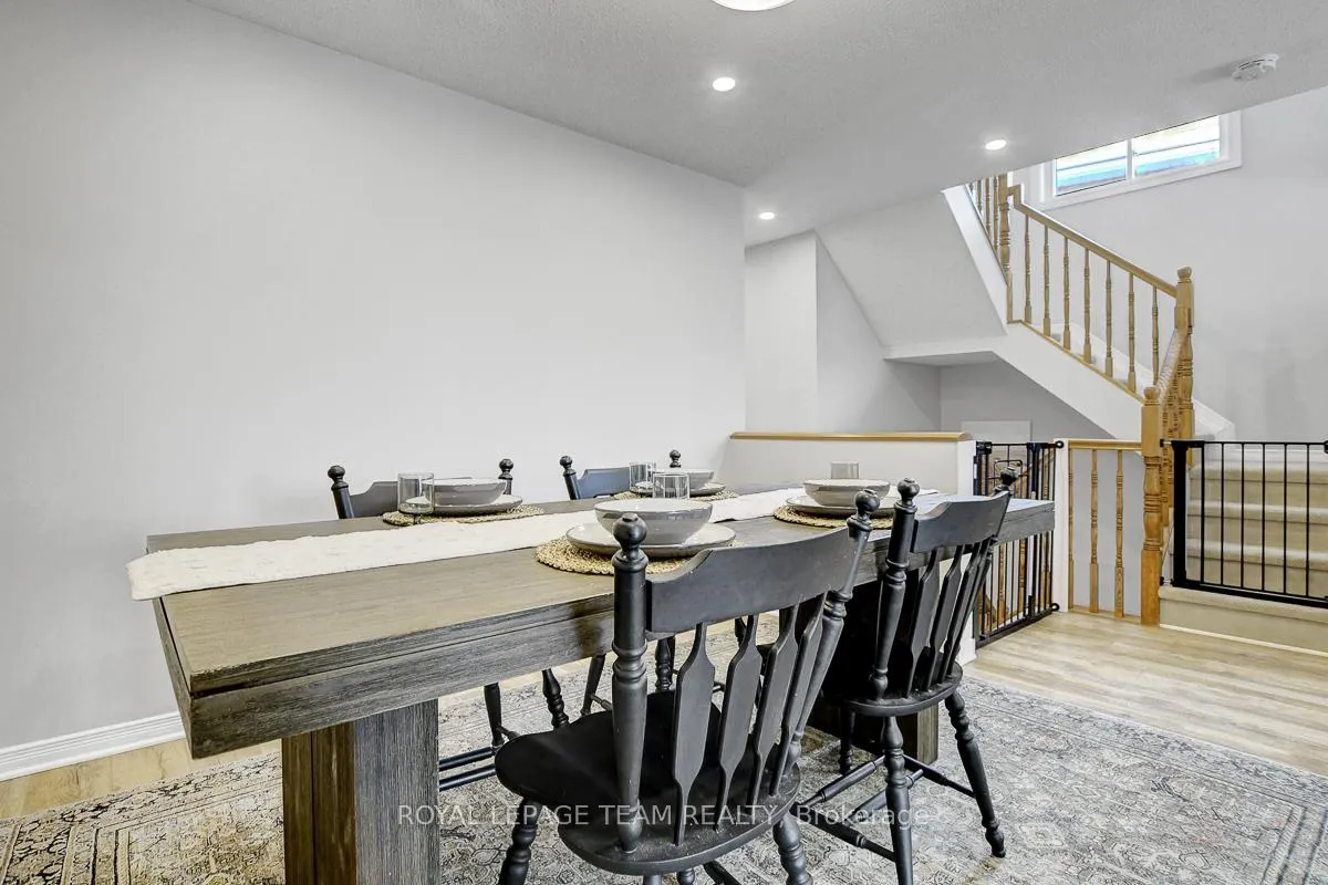 Photo 7 of 15 Willwood Crescent, Ottawa, Barrhaven - Cedargrove/Fraserdale — HOMEH