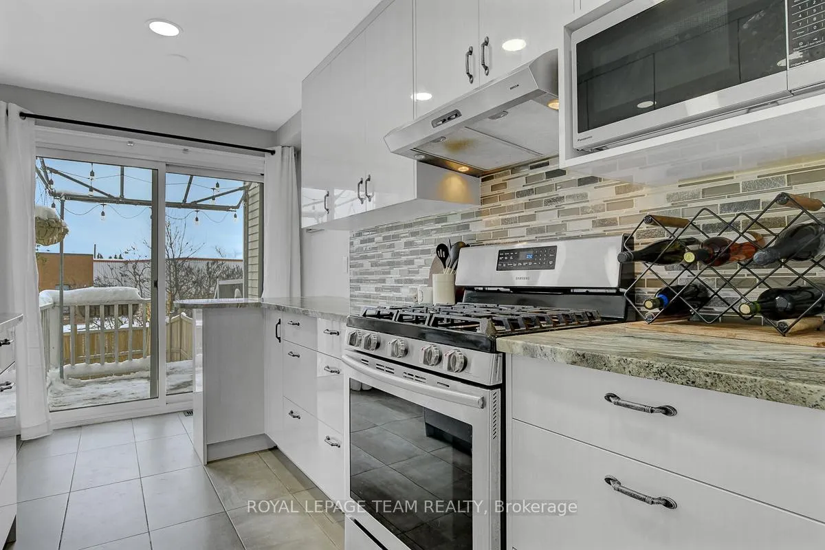Photo 15 of 15 Willwood Crescent, Ottawa, Barrhaven - Cedargrove/Fraserdale — HOMEH