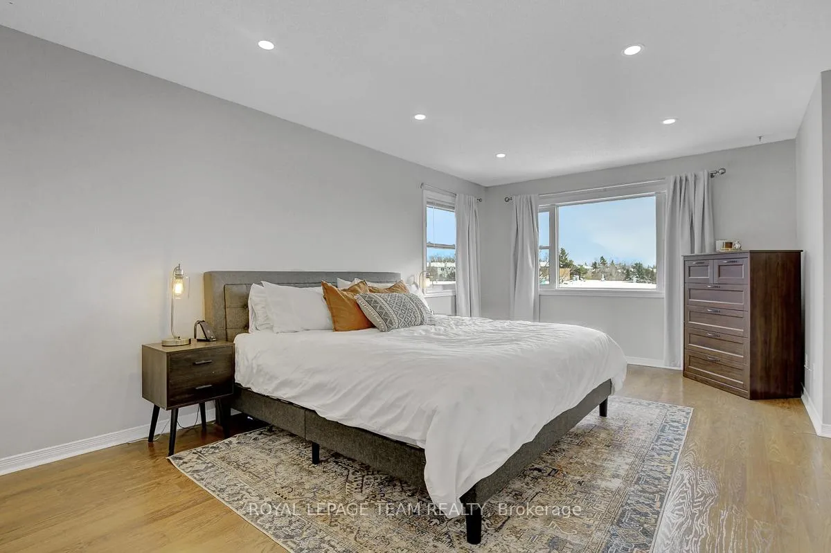 Photo 21 of 15 Willwood Crescent, Ottawa, Barrhaven - Cedargrove/Fraserdale — HOMEH