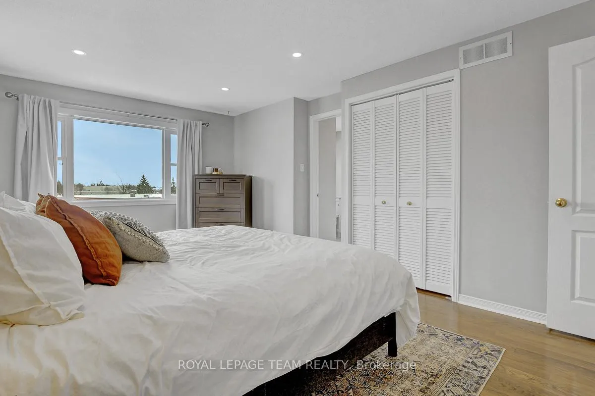 Photo 22 of 15 Willwood Crescent, Ottawa, Barrhaven - Cedargrove/Fraserdale — HOMEH