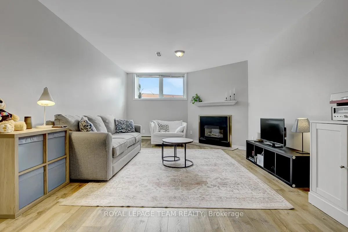 Photo 33 of 15 Willwood Crescent, Ottawa, Barrhaven - Cedargrove/Fraserdale — HOMEH