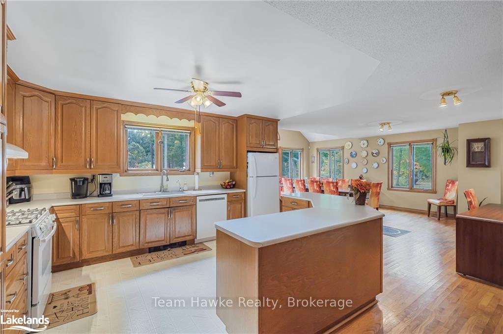 Photo 10 of 960 County Road 6 N, Tiny, Rural Tiny — HOMEH