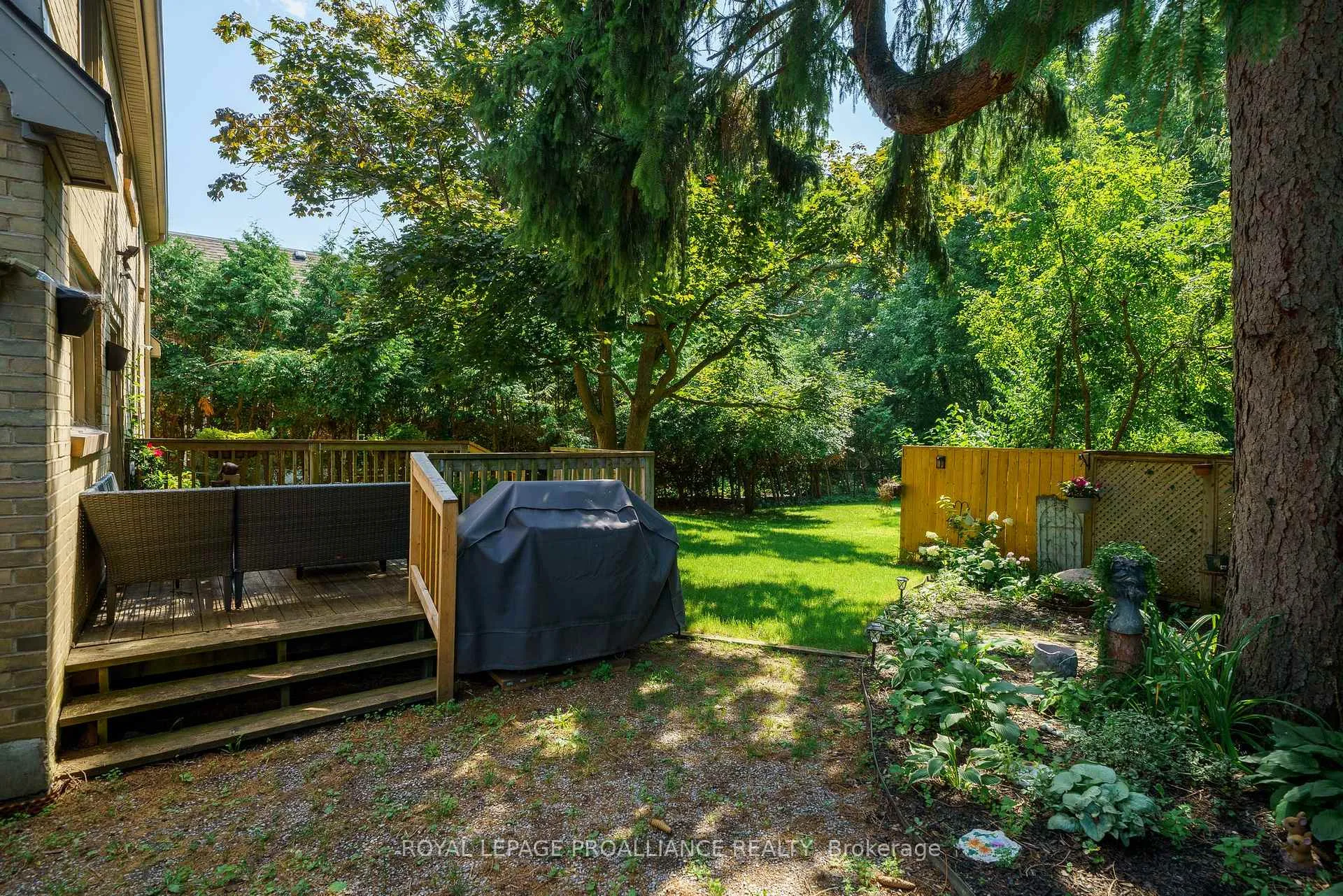 Photo 27 of 190 Macdonald Avenue, Belleville, Belleville Ward — HOMEH