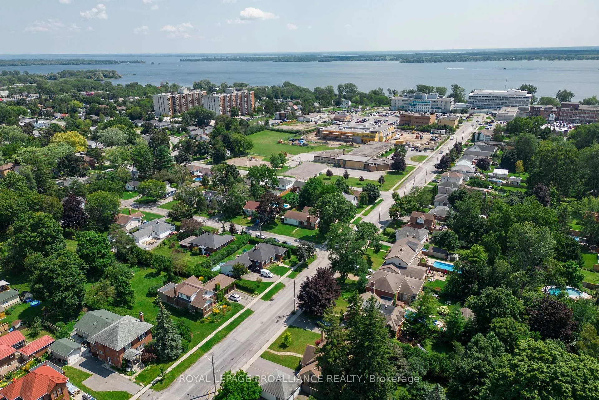 Photo 33 of 190 Macdonald Avenue, Belleville, Belleville Ward — HOMEH