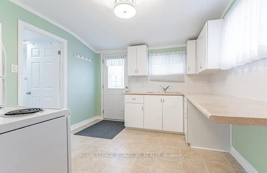 Photo 9 of 51 Fourth Street, Welland, Lincoln/Crowland — HOMEH