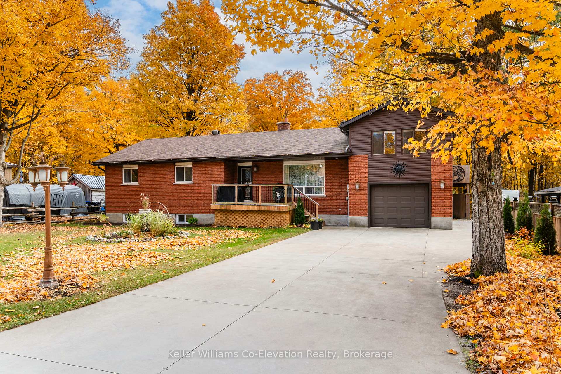 Photo 2 of 15 Mundy Avenue, Tiny, Rural Tiny — HOMEH