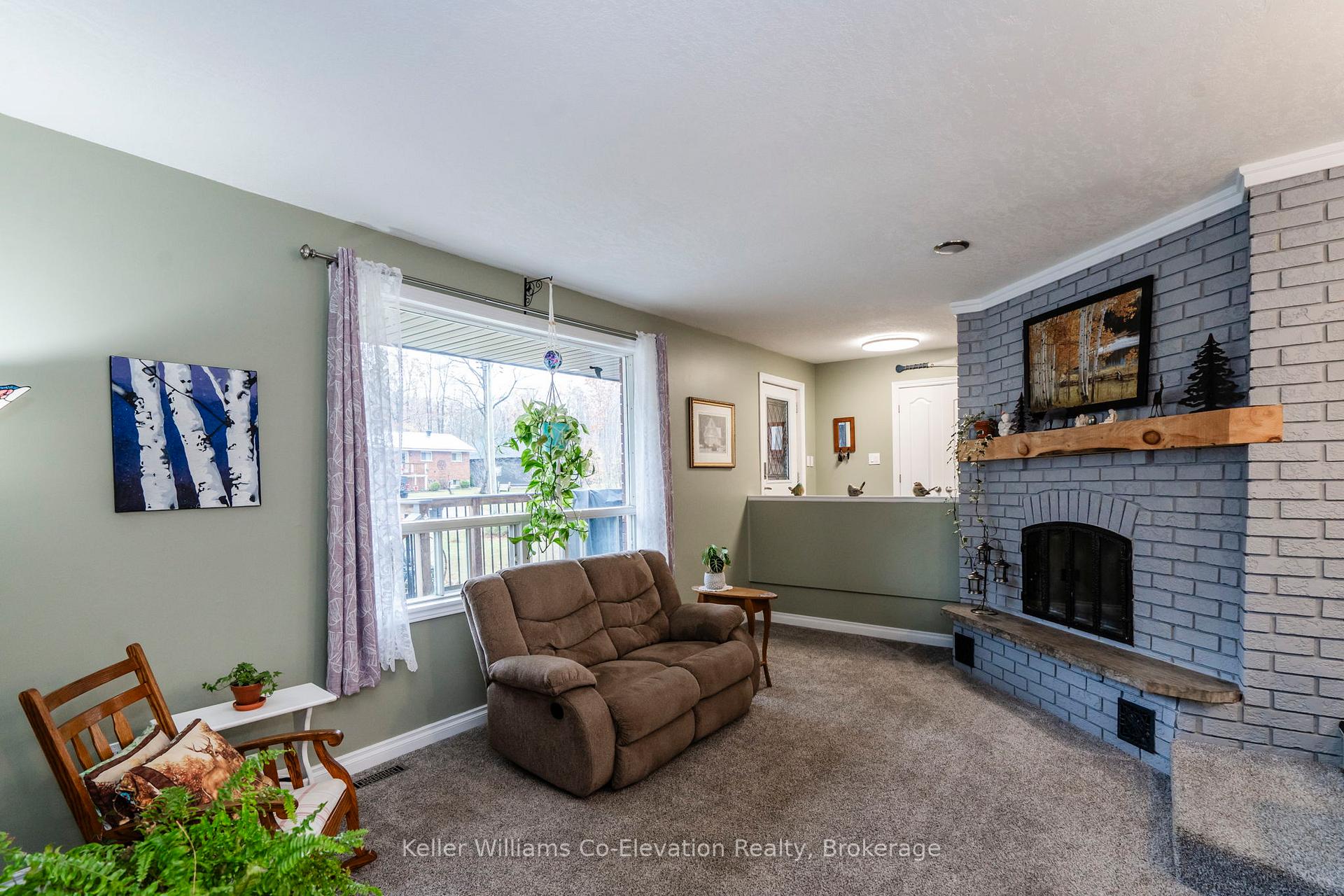 Photo 10 of 15 Mundy Avenue, Tiny, Rural Tiny — HOMEH