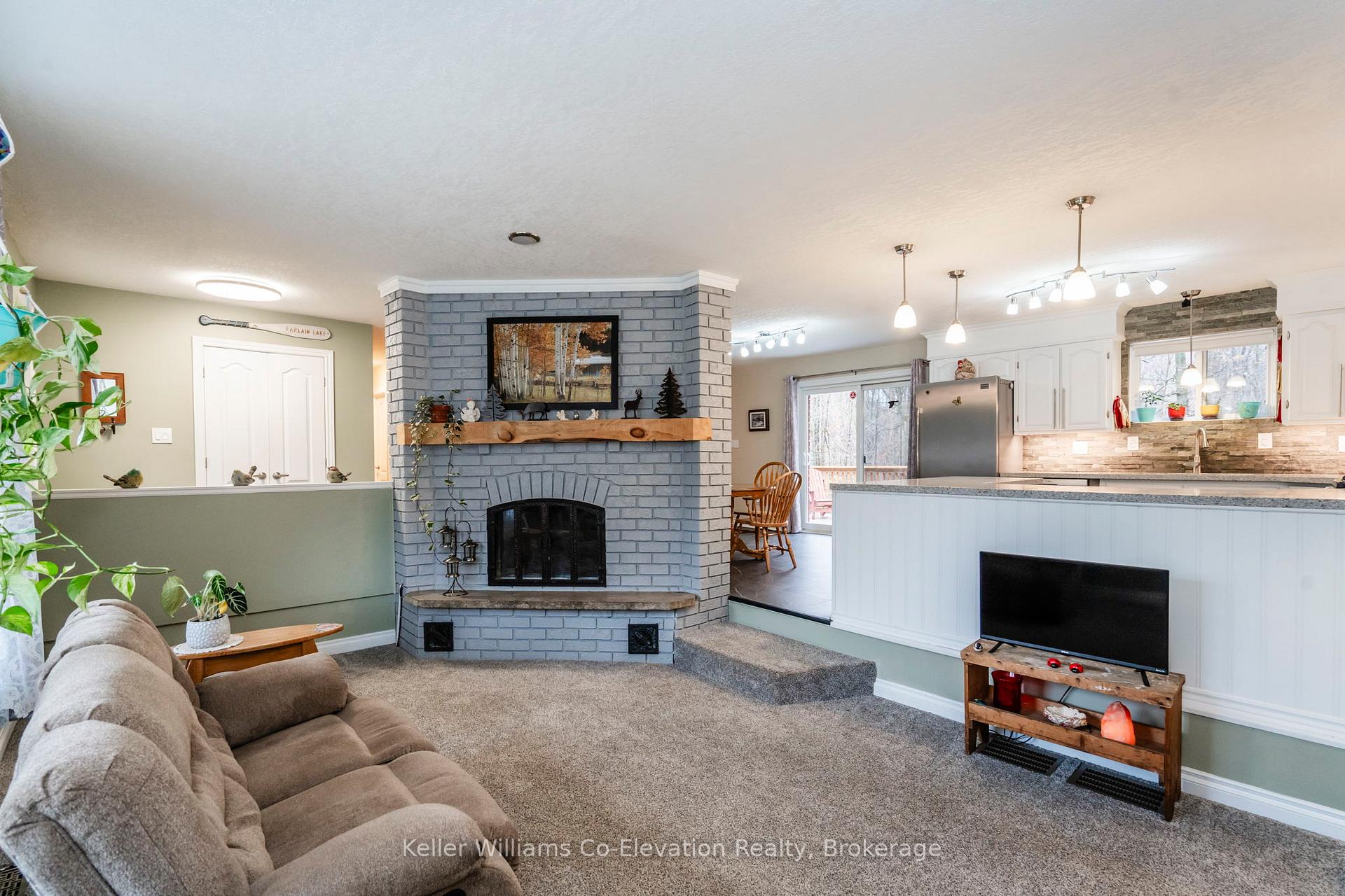 Photo 11 of 15 Mundy Avenue, Tiny, Rural Tiny — HOMEH