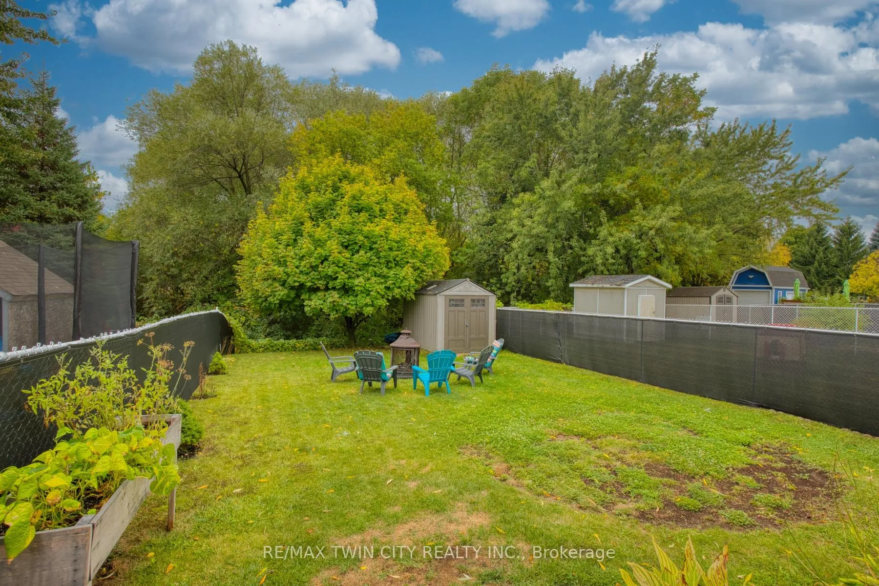 Photo 34 of 135 Eastforest Trail, Kitchener — HOMEH