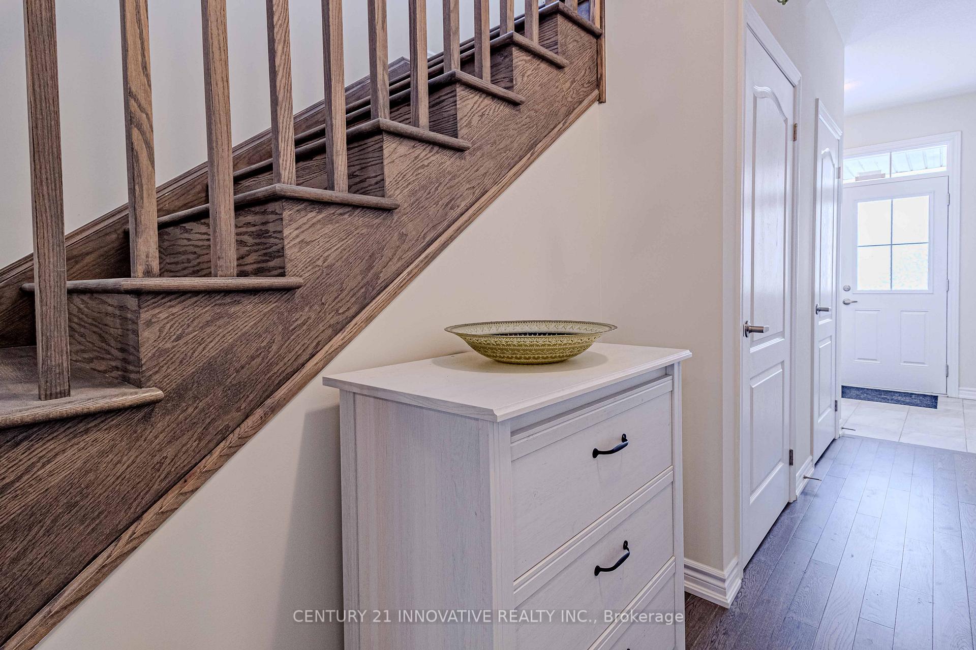 Photo 5 of 411 Barker Parkway W, Thorold, Rolling Meadows — HOMEH