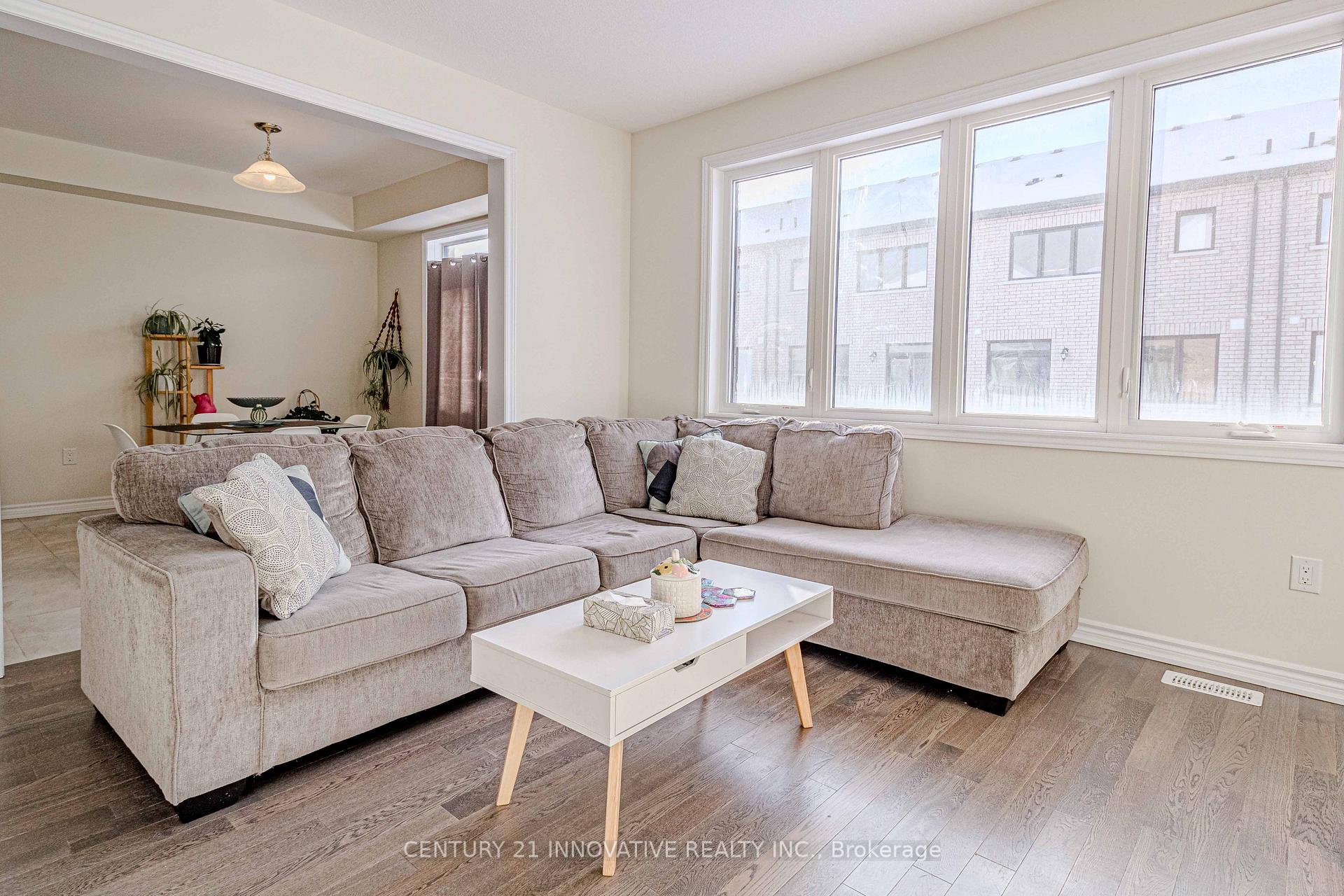 Photo 8 of 411 Barker Parkway W, Thorold, Rolling Meadows — HOMEH