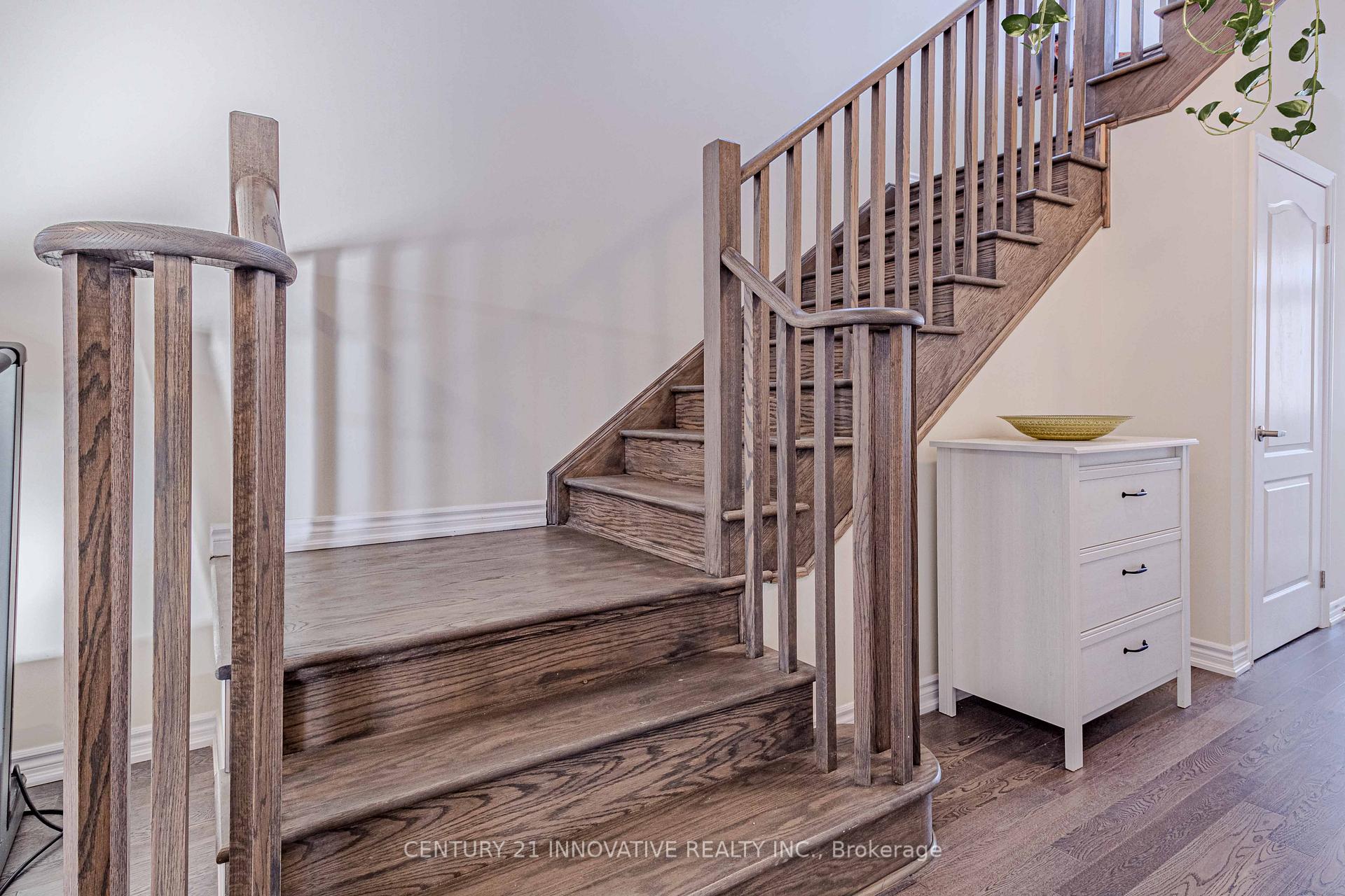 Photo 19 of 411 Barker Parkway W, Thorold, Rolling Meadows — HOMEH