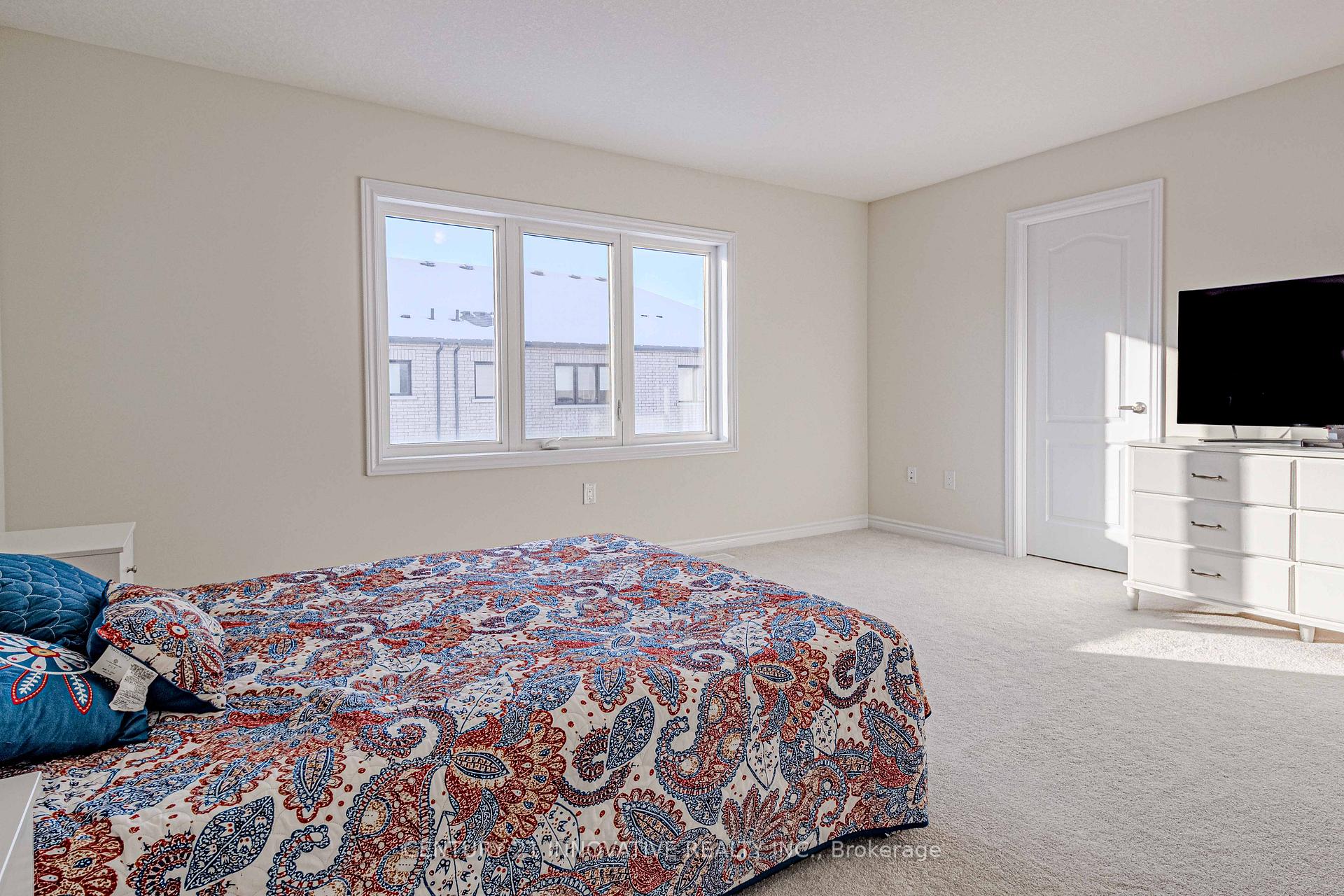 Photo 29 of 411 Barker Parkway W, Thorold, Rolling Meadows — HOMEH