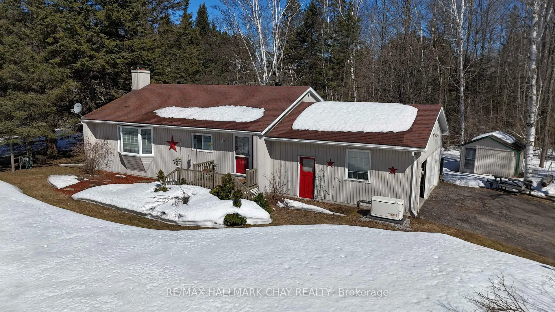 Photo 1 of 348 Mount St. Louis Road, Oro-Medonte, Rural Oro-Medonte — HOMEH