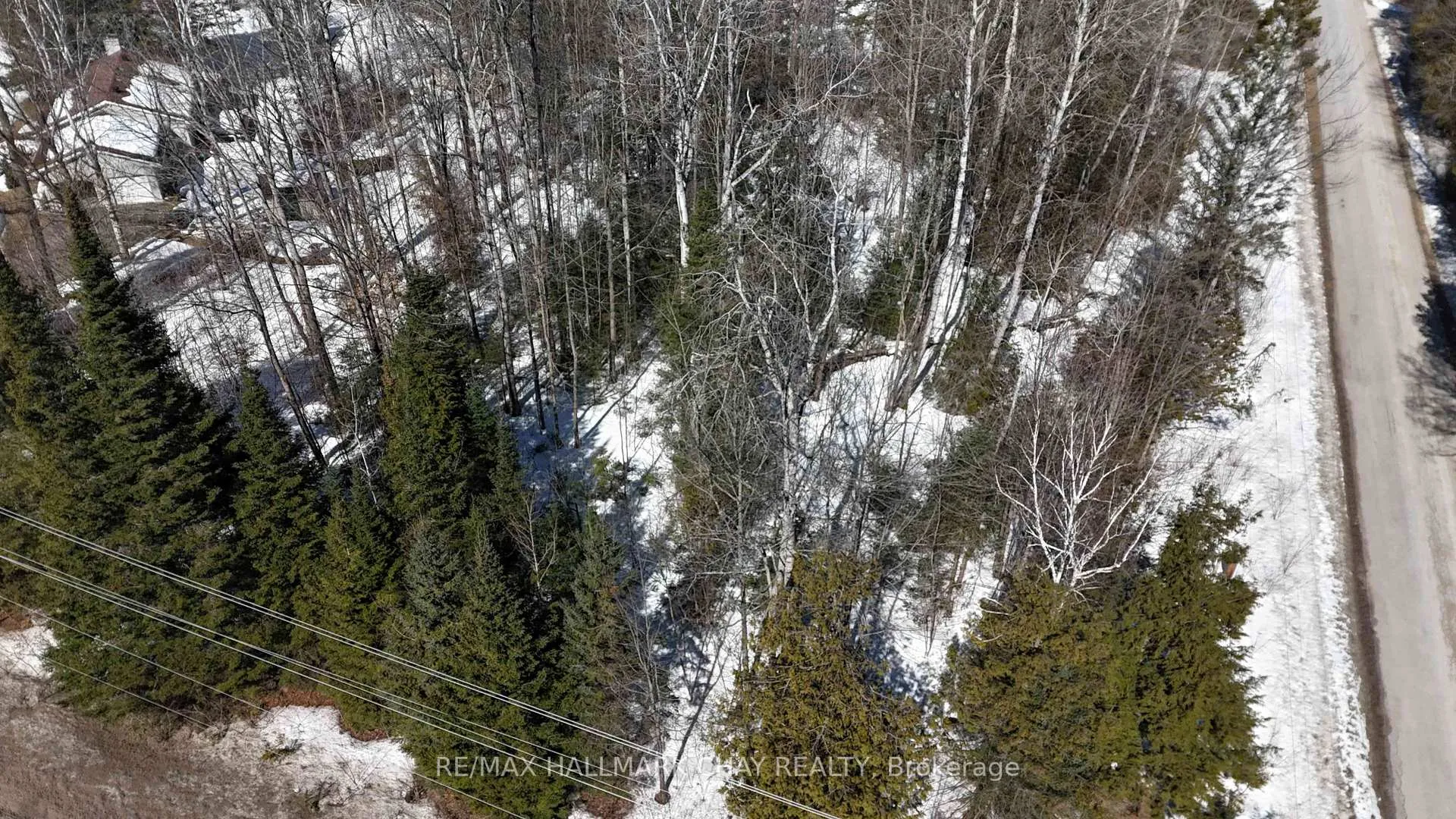 Photo 3 of 348 Mount St. Louis Road, Oro-Medonte, Rural Oro-Medonte — HOMEH