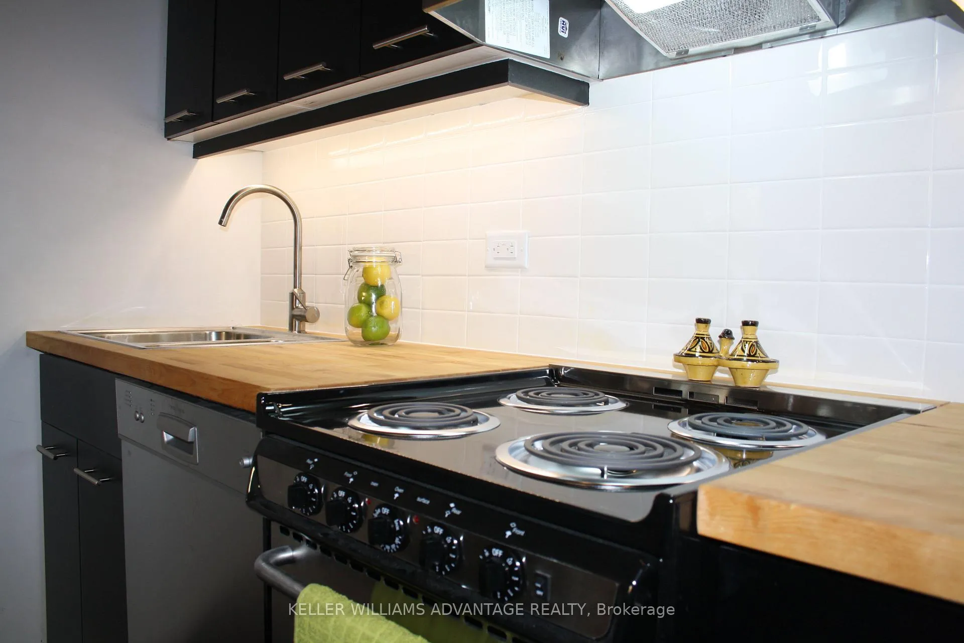 Photo 1 of Unit B, 242 Highfield Road, Toronto, Greenwood-Coxwell — HOMEH