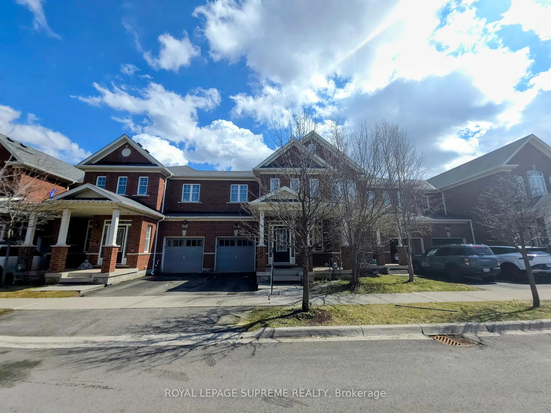 Photo 4 of 527 Vaughan Court, Milton, Scott — HOMEH