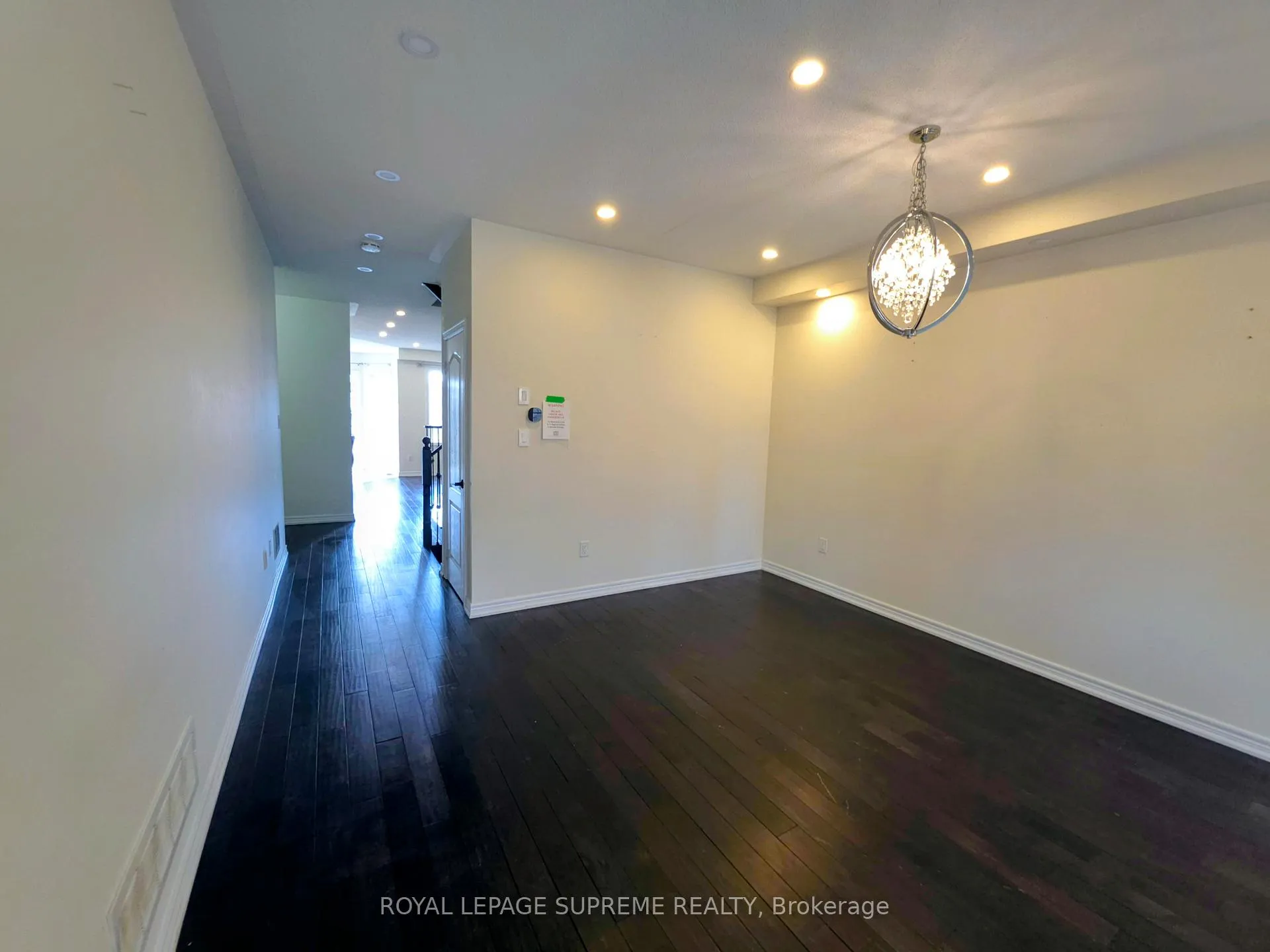 Photo 7 of 527 Vaughan Court, Milton, Scott — HOMEH