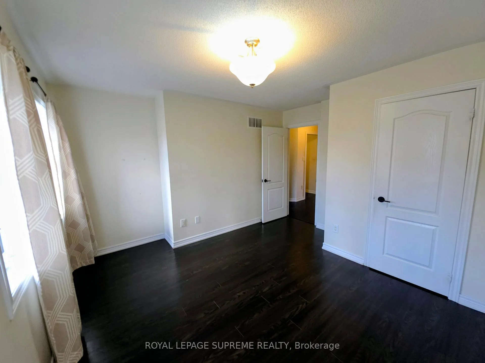Photo 20 of 527 Vaughan Court, Milton, Scott — HOMEH