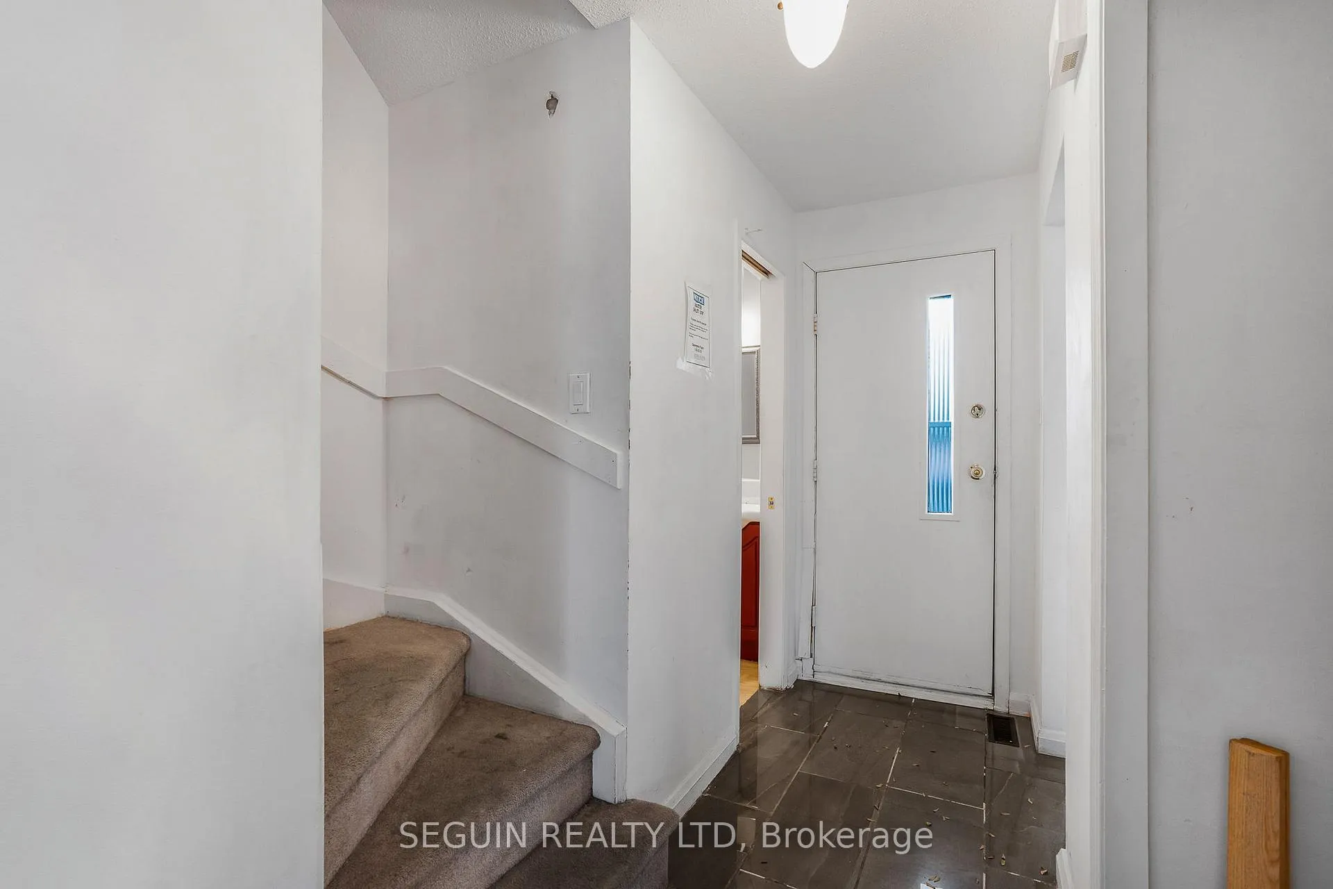 Photo 5 of 6138 Brookside Lane, Ottawa, Convent Glen South — HOMEH